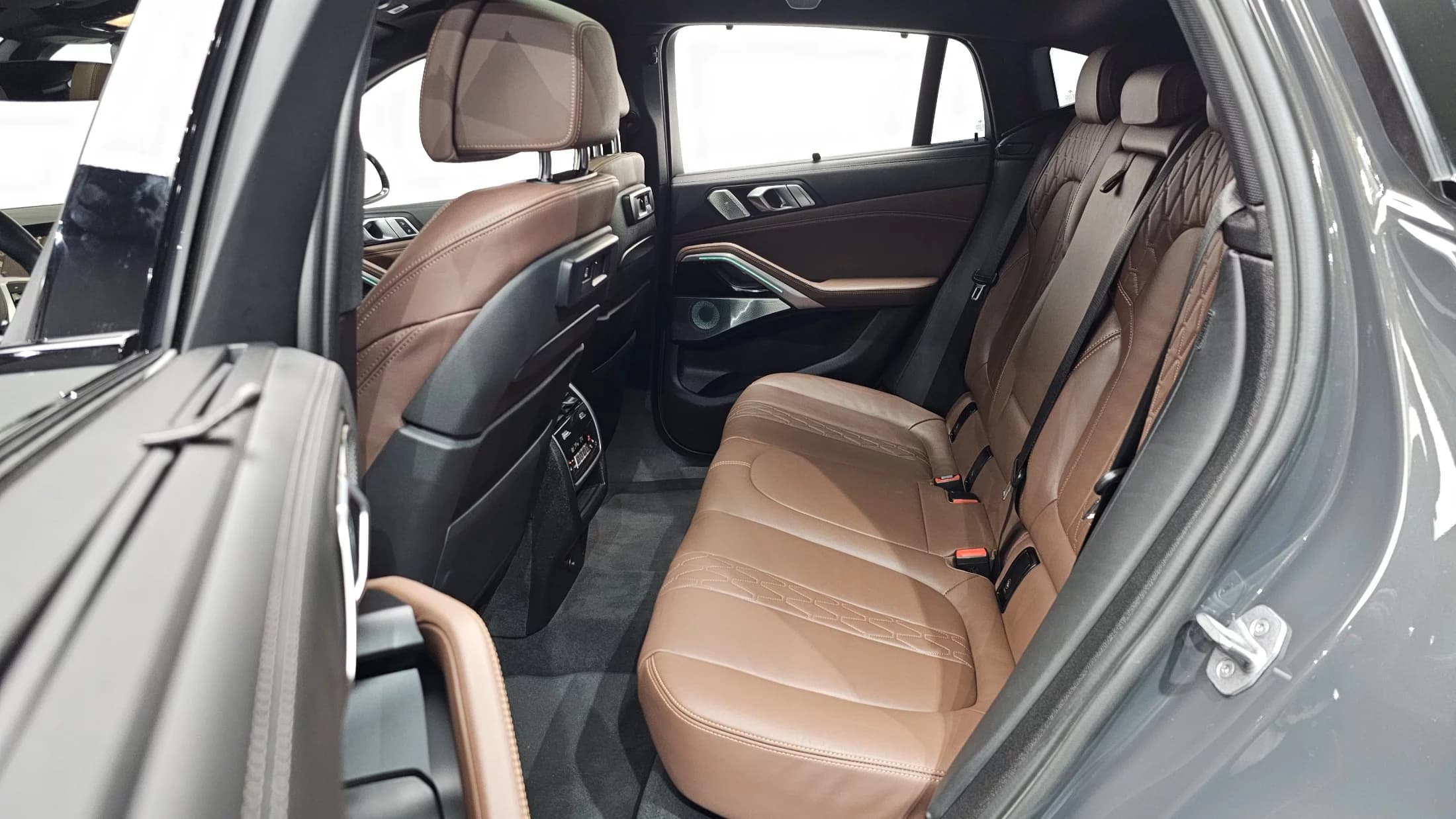 BMW X6 xDrive40d M Sport Online Exclusive, 2022 г. 32174 км. — фото 11