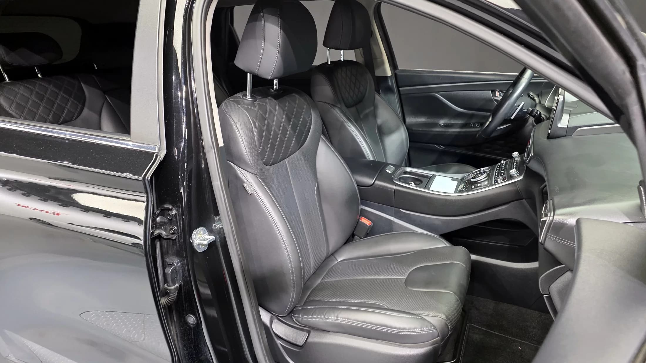 Hyundai Santa Fe Diesel 2.2 4WD Exclusive, 2022 г. 95574 км. — фото 12