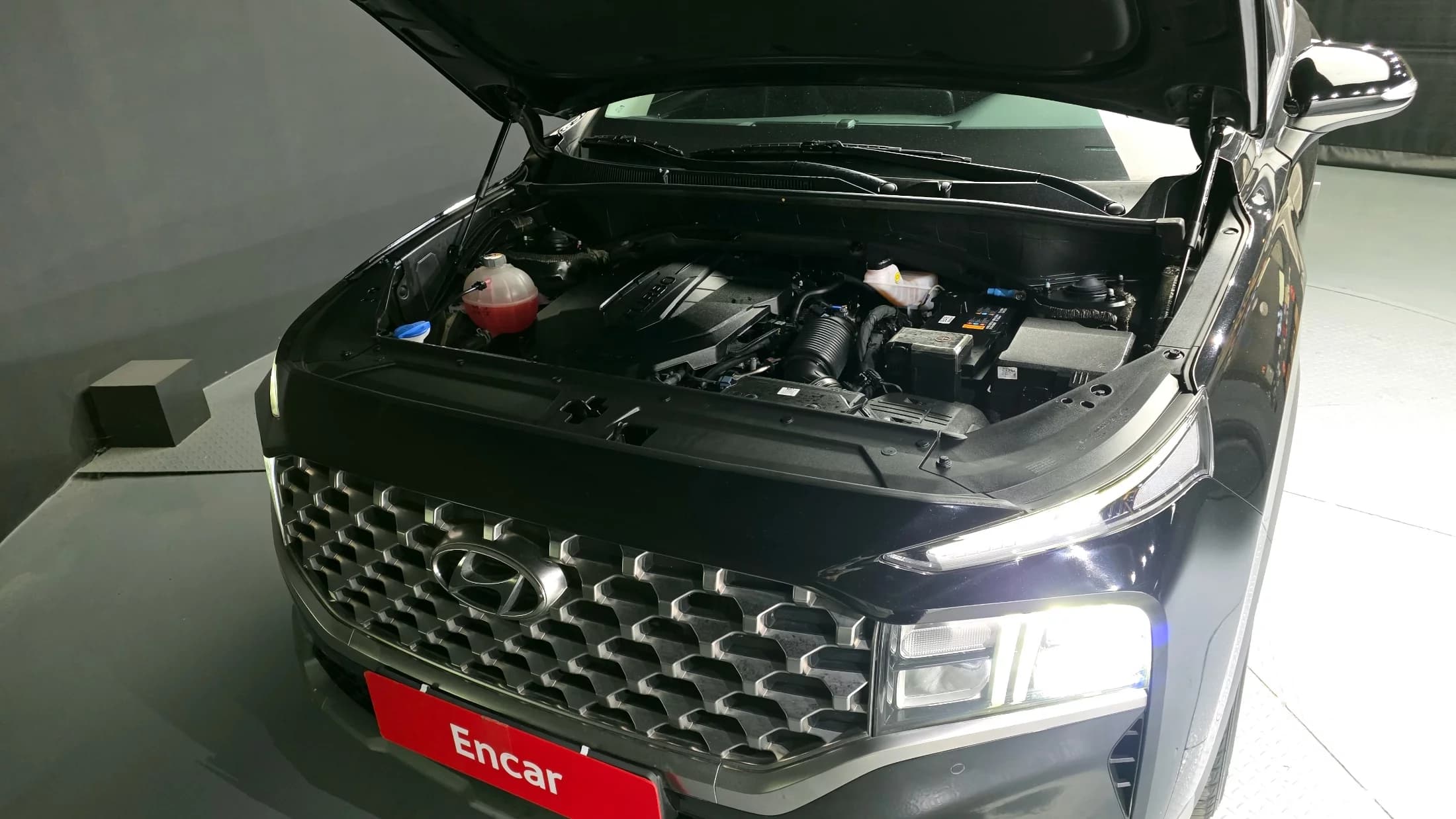 Hyundai Santa Fe Diesel 2.2 4WD Exclusive, 2022 г. 95574 км. — фото 6