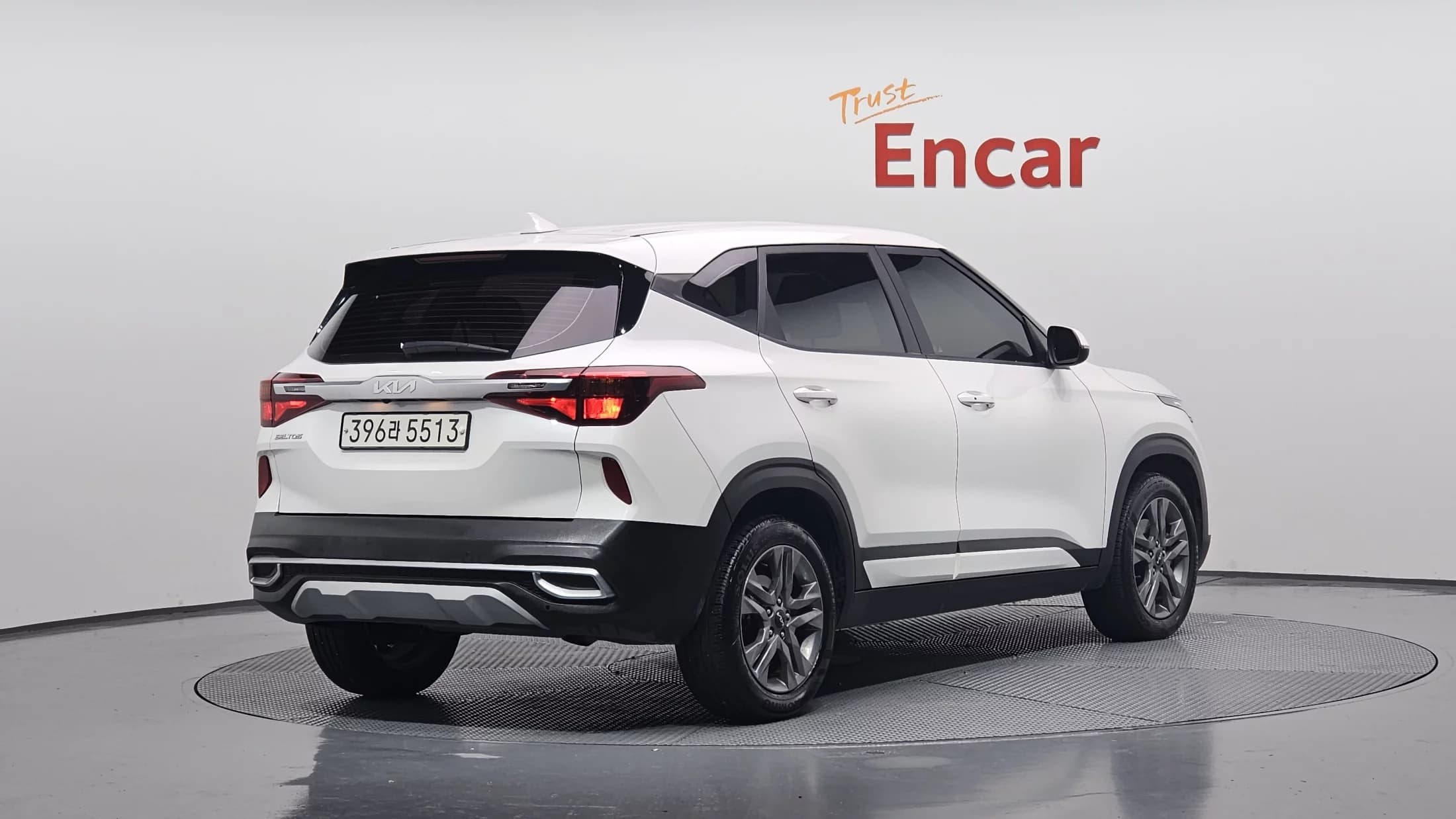 Kia Seltos Gasoline 1.6 Turbo 2WD Prestige, 2021 г. 32320 км. — фото 2