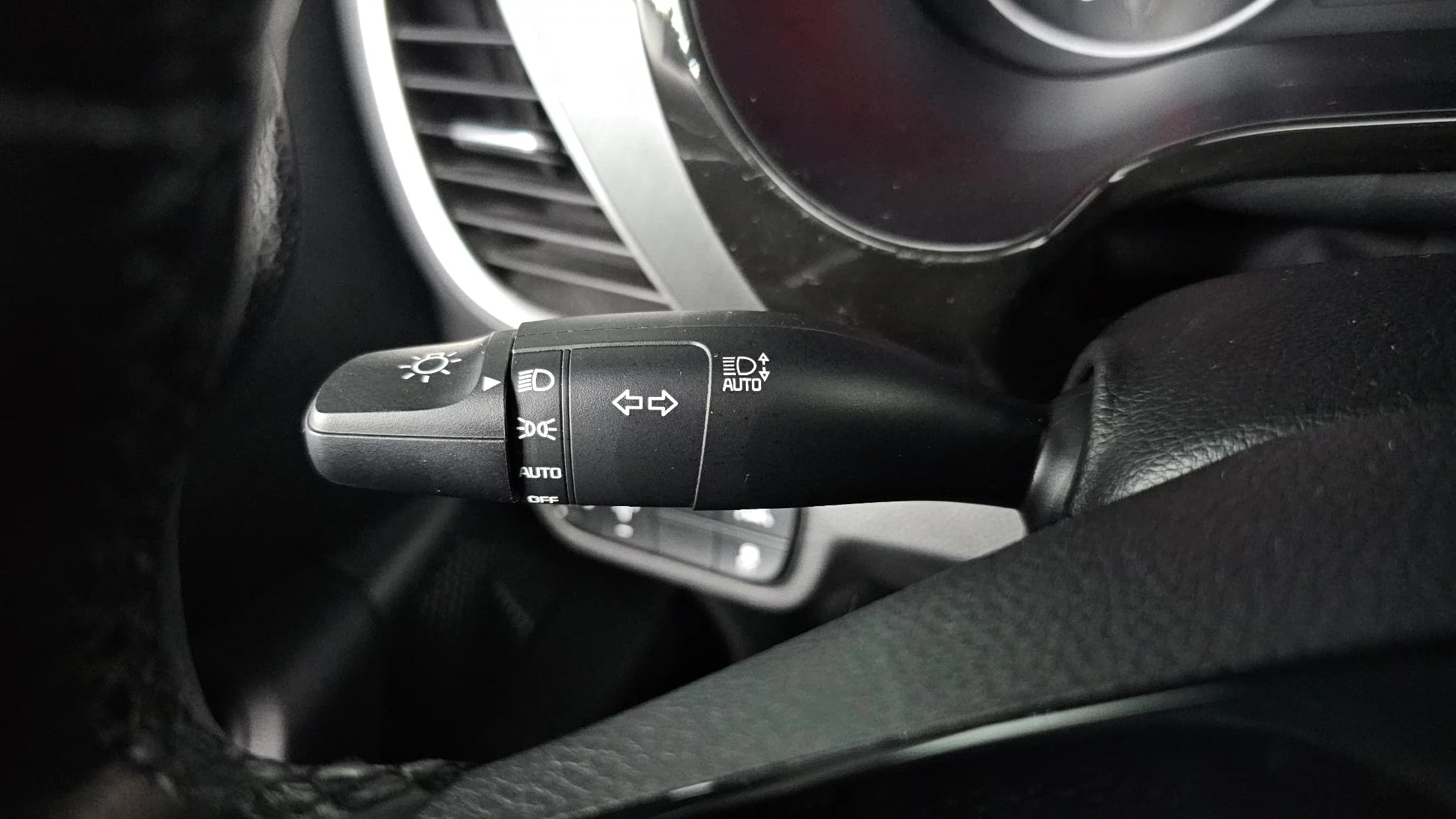 Kia Seltos Gasoline 1.6 Turbo 2WD Prestige, 2021 г. 32320 км. — фото 19