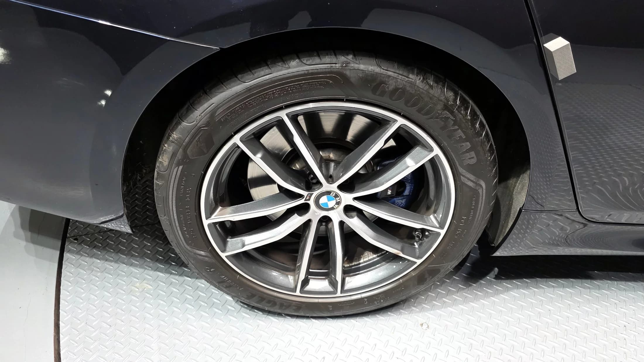 BMW 5-Series 520i M Sport, 2021 г. 34624 км. — фото 5