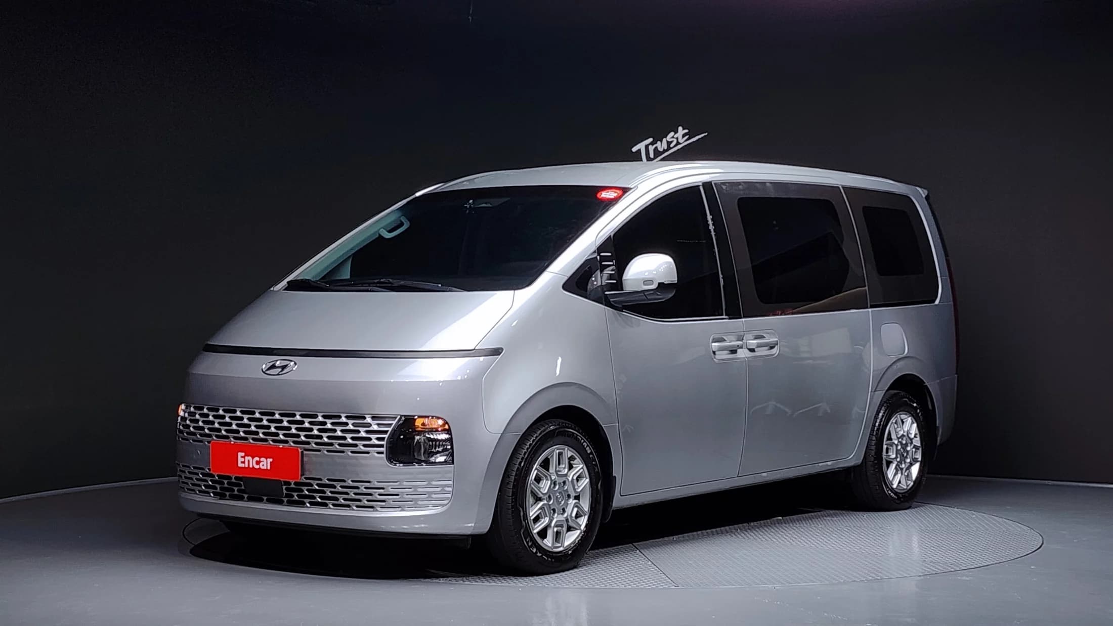 Hyundai Staria Cargo 5-Seater Modern, 2022 г. 37064 км.