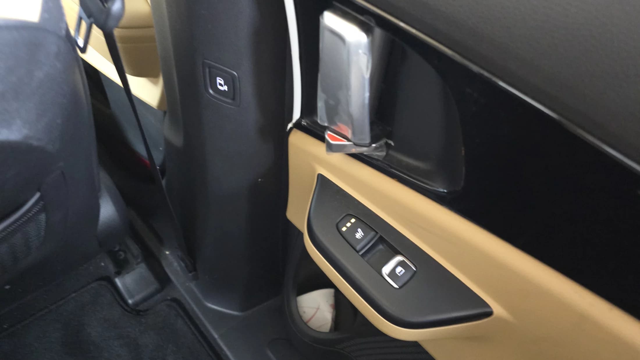 Kia Carnival 9-Seater Prestige, 2022 г. 181793 км. — фото 19