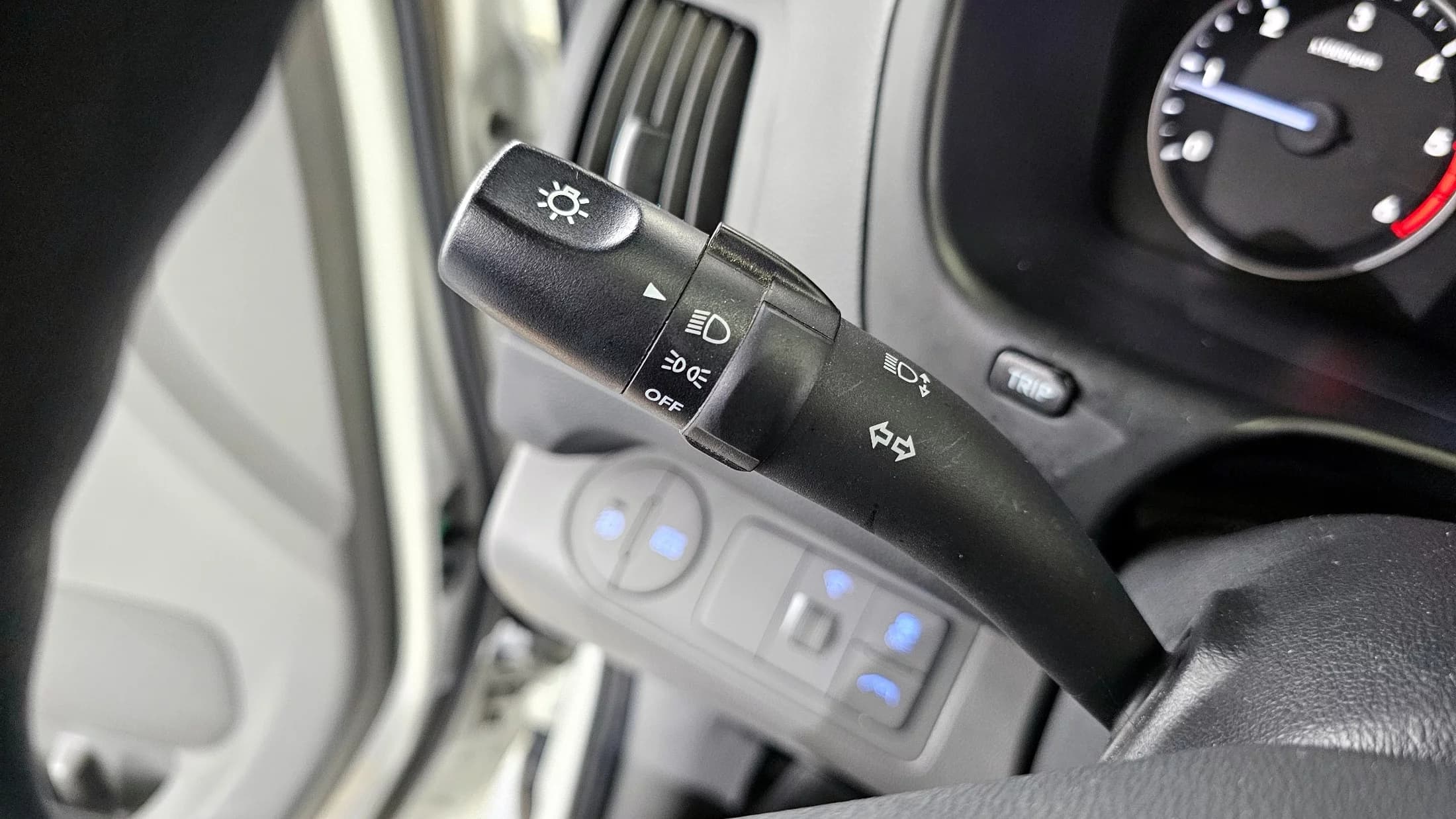 Hyundai Starex Van 5-Seater Style, 2021 г. 89818 км. — фото 17