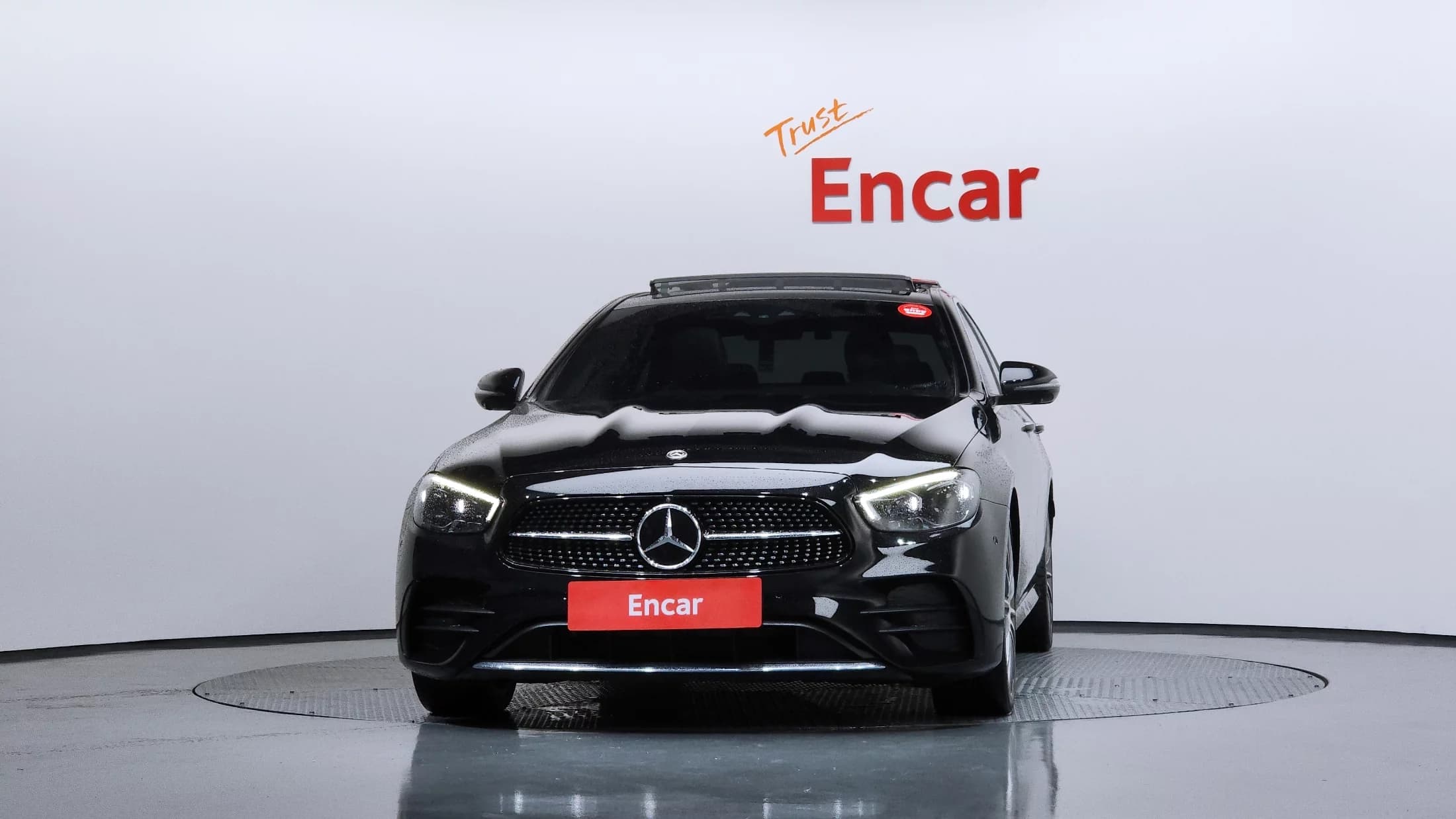 Mercedes-Benz E-Class E350 4MATIC AMG Line, 2021 г. 107435 км. — фото 3