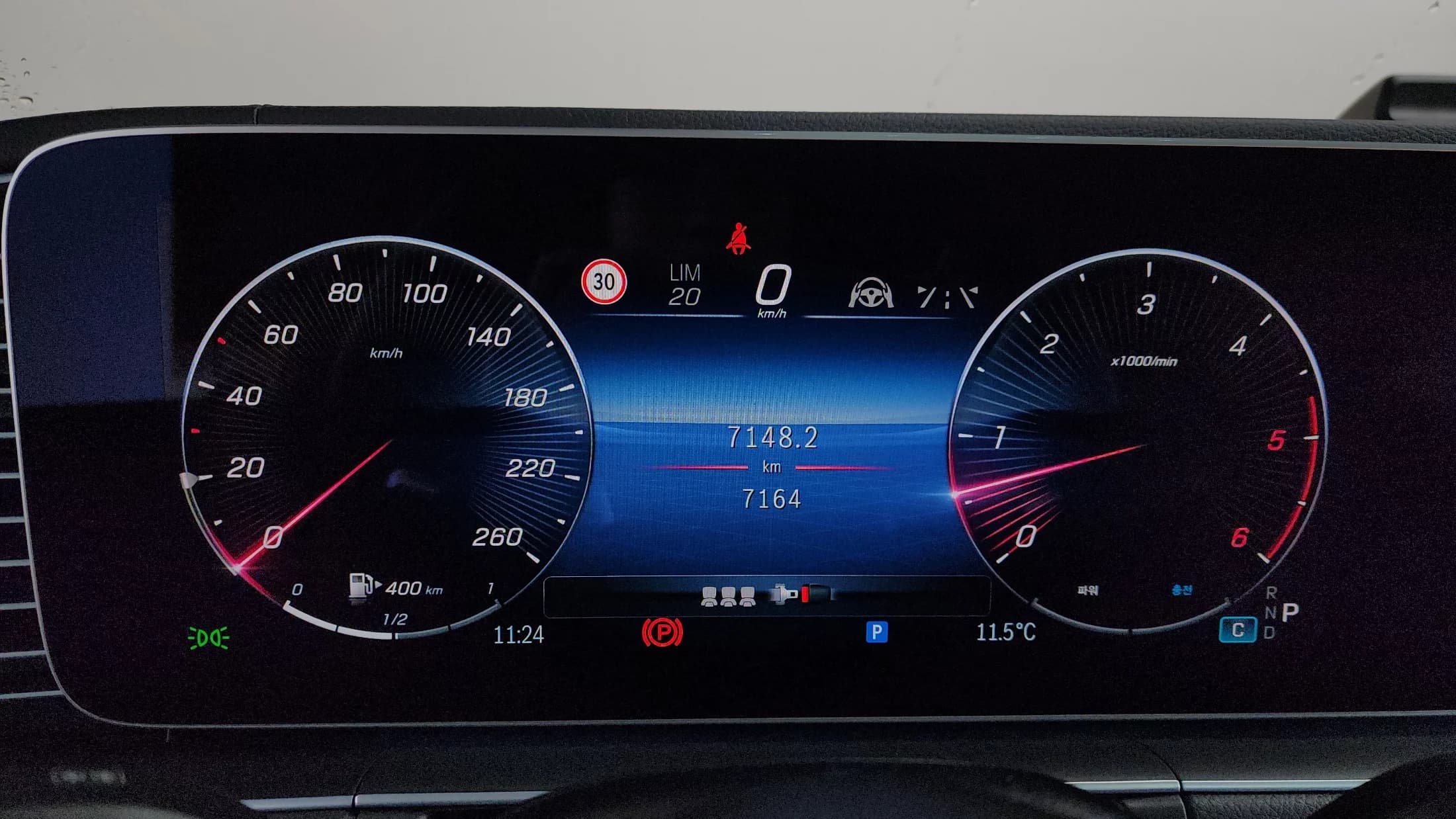Mercedes-Benz GLE-Class GLE450d 4MATIC Coupe, 2023 г. 7301 км. — фото 8