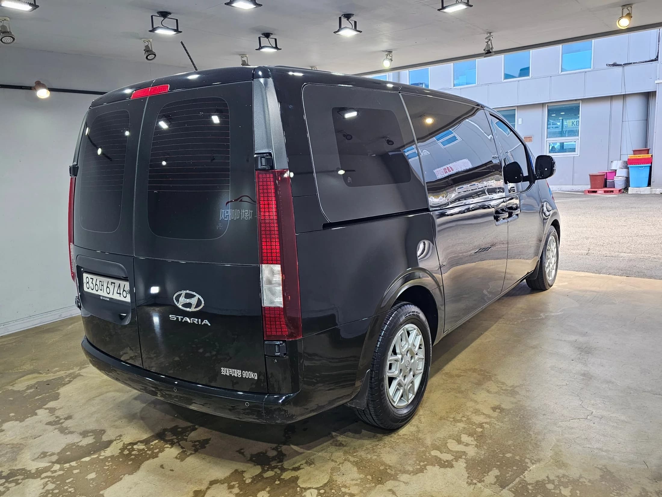 Hyundai Staria Cargo 3-Seater Modern, 2022 г. 16168 км. — фото 6