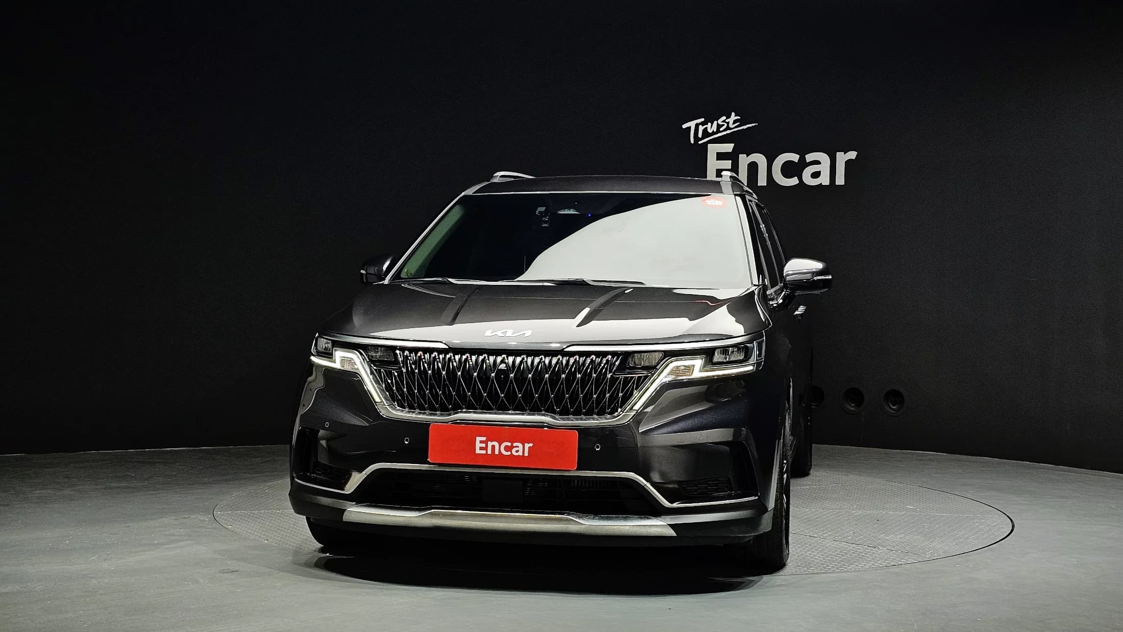 Kia Carnival 9-Seater Signature, 2022 г. 33362 км. — фото 3