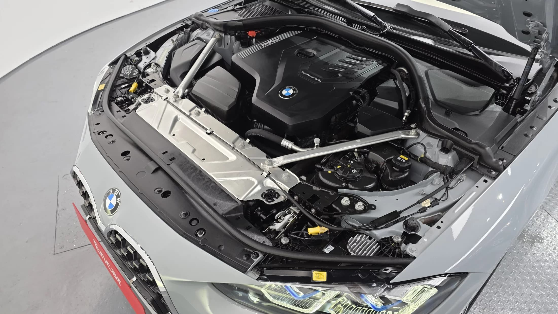 BMW 4-Series 420i M Sport Convertible, 2022 г. 32101 км. — фото 6
