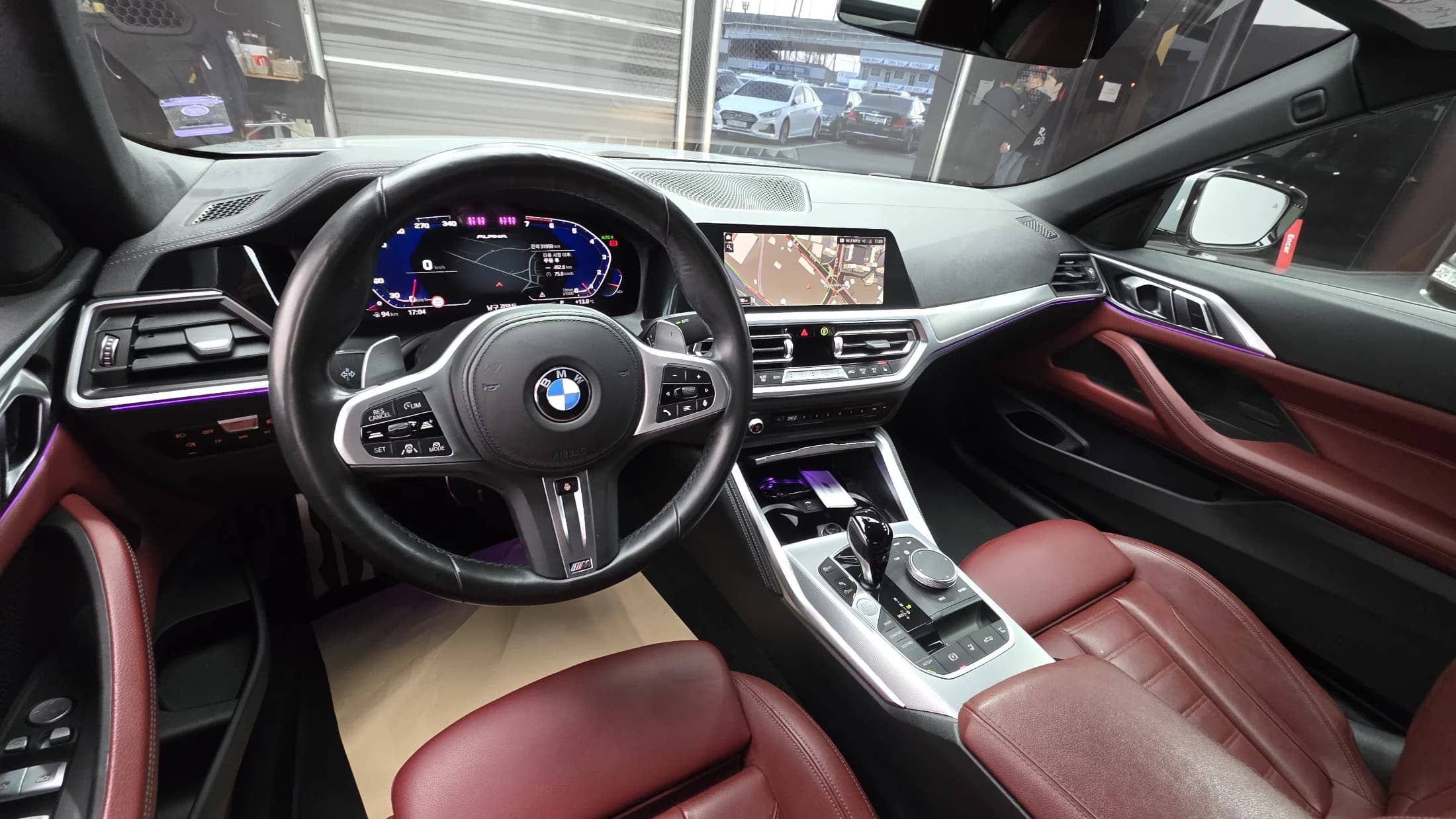 BMW 4-Series 420i M Sport Convertible, 2022 г. 32101 км. — фото 7