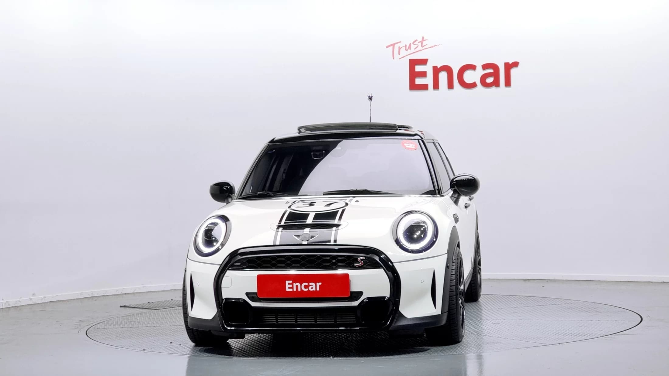 MINI Cooper 5Door Classic Third Generation, 2022 г. 29368 км. — фото 3