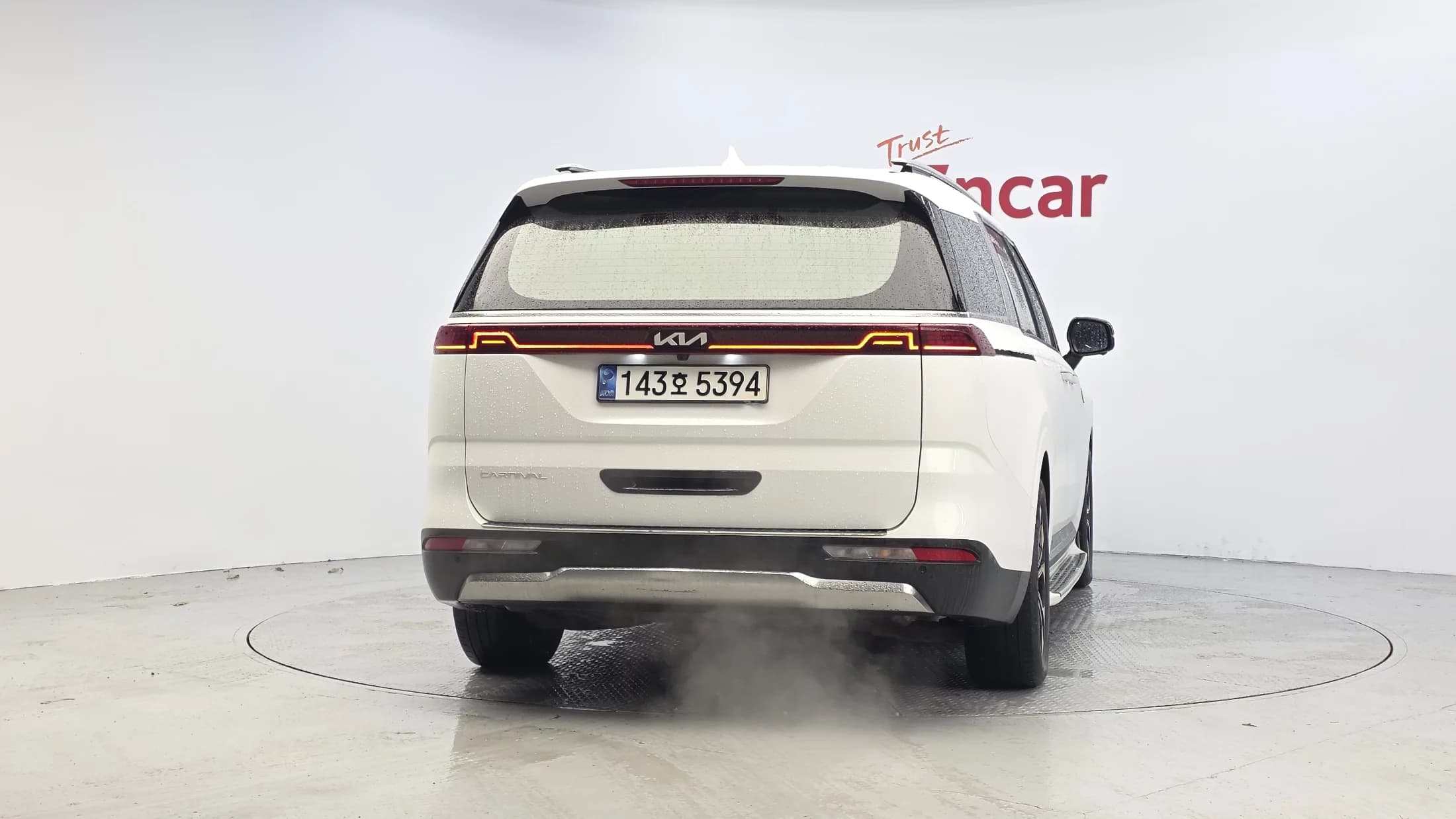 Kia Carnival 9-Seater Signature, 2021 г. 59131 км. — фото 4