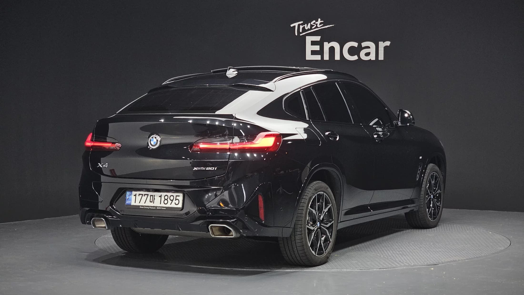 BMW X4 xDrive20i M Sport, 2022 г. 35249 км. — фото 2