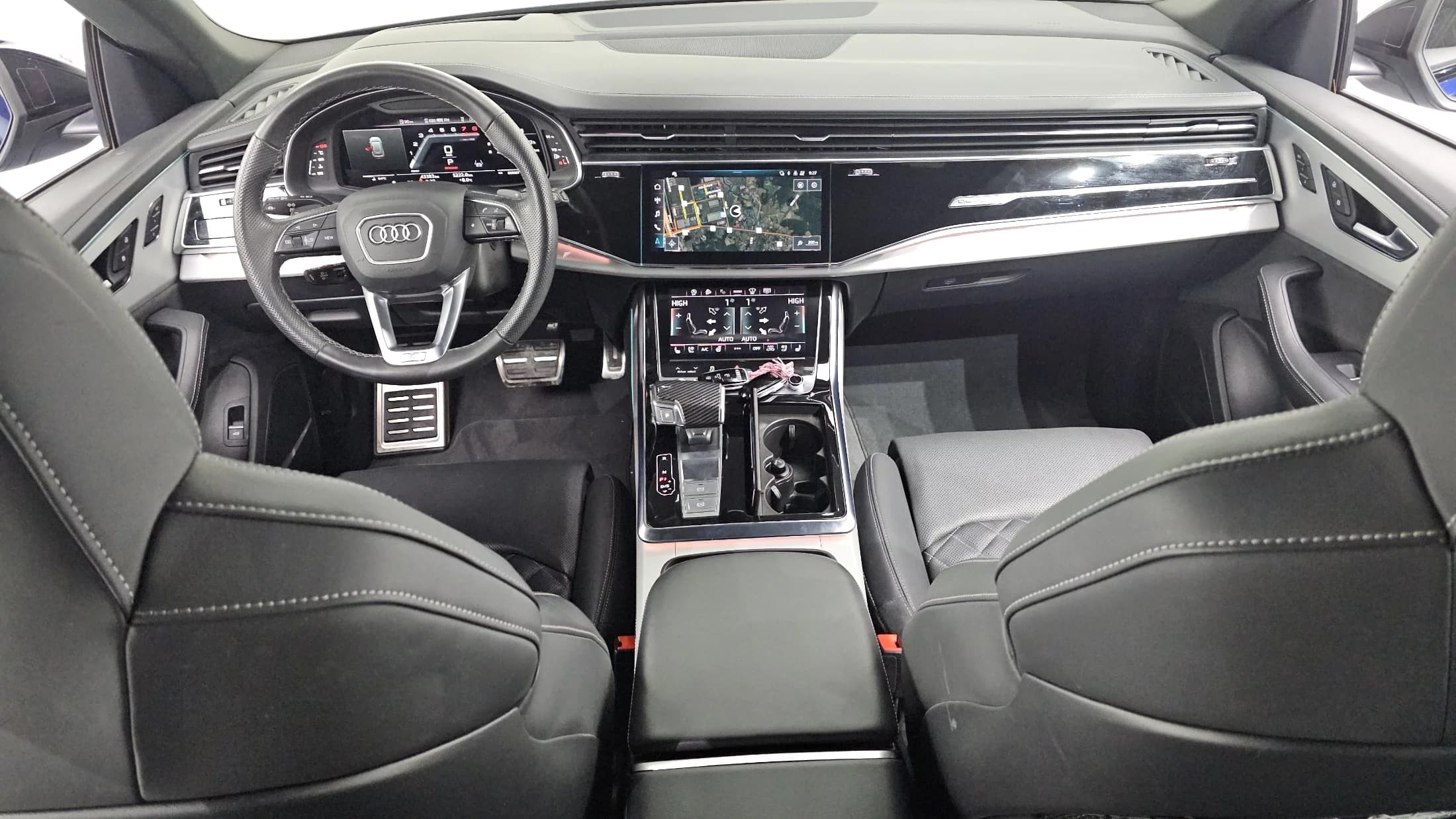 Audi Q8 55 TFSI Quattro Premium, 2023 г. 43527 км. — фото 7