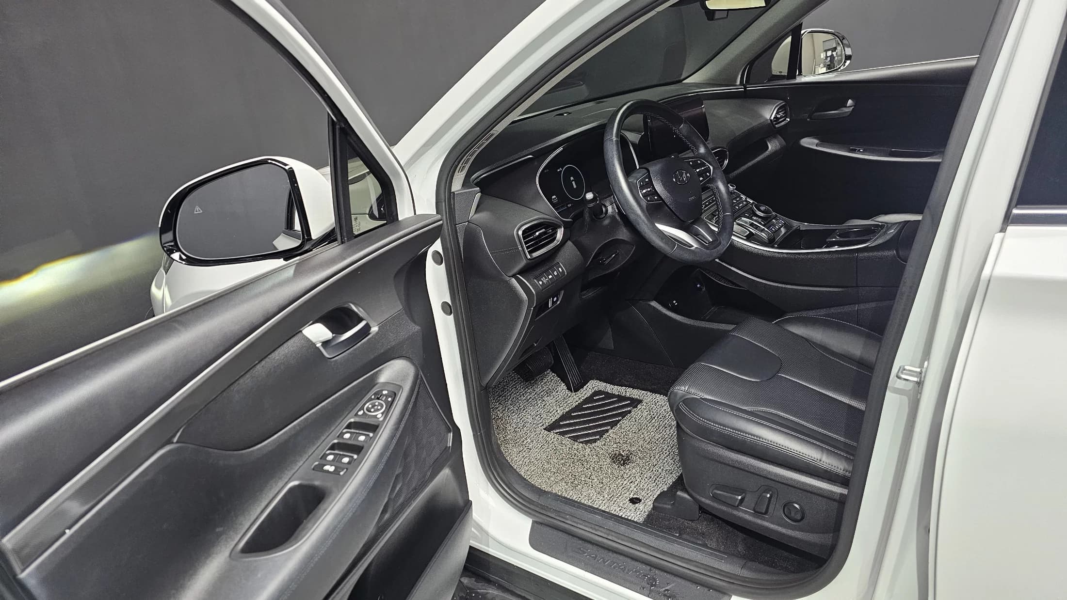 Hyundai Santa Fe Gasoline 2.5T 2WD Prestige, 2023 г. 50500 км. — фото 10