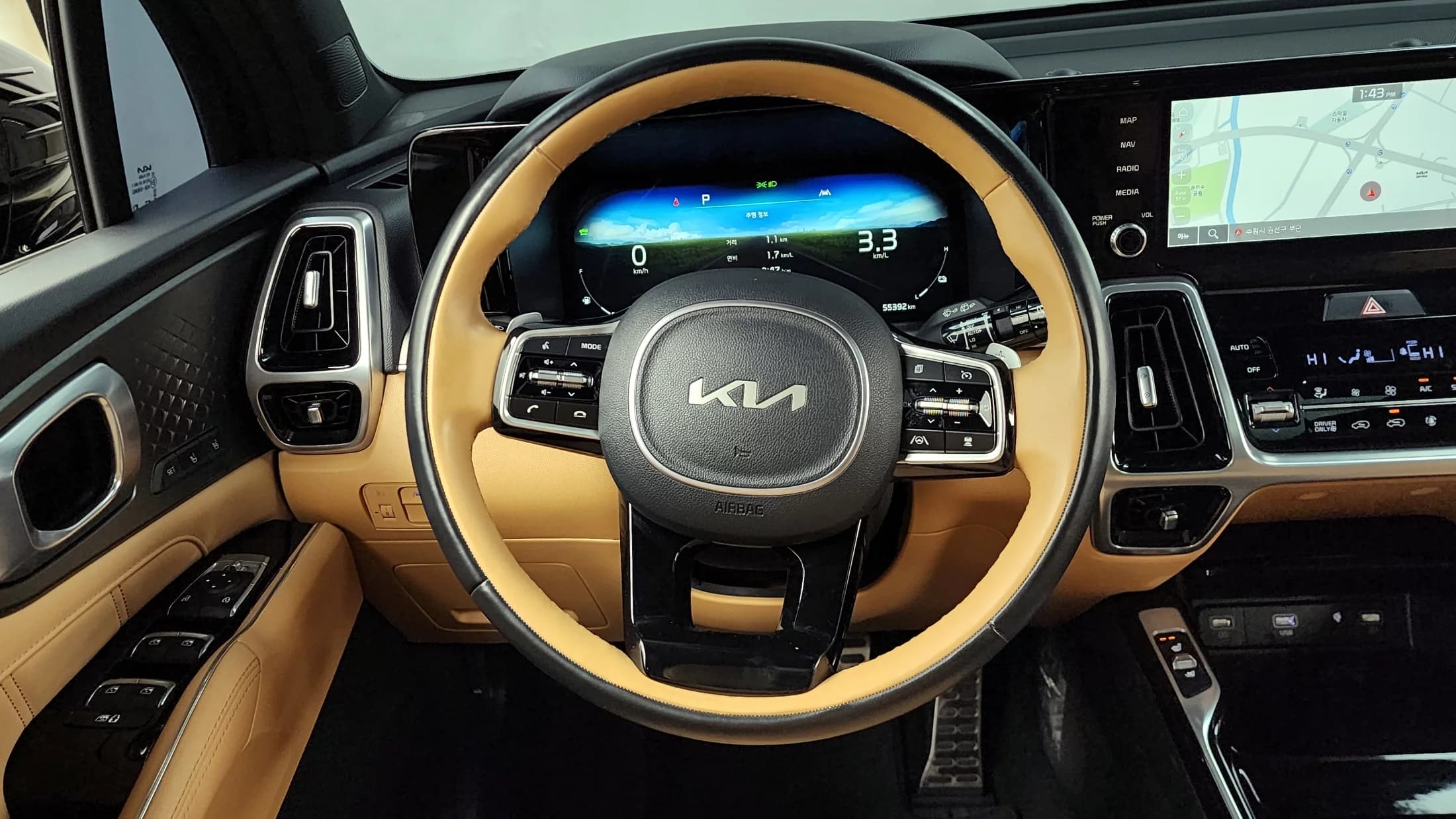 Kia Sorento HEV 1.6 4WD Signature, гибрид, 2022 г. 55450 км. — фото 13