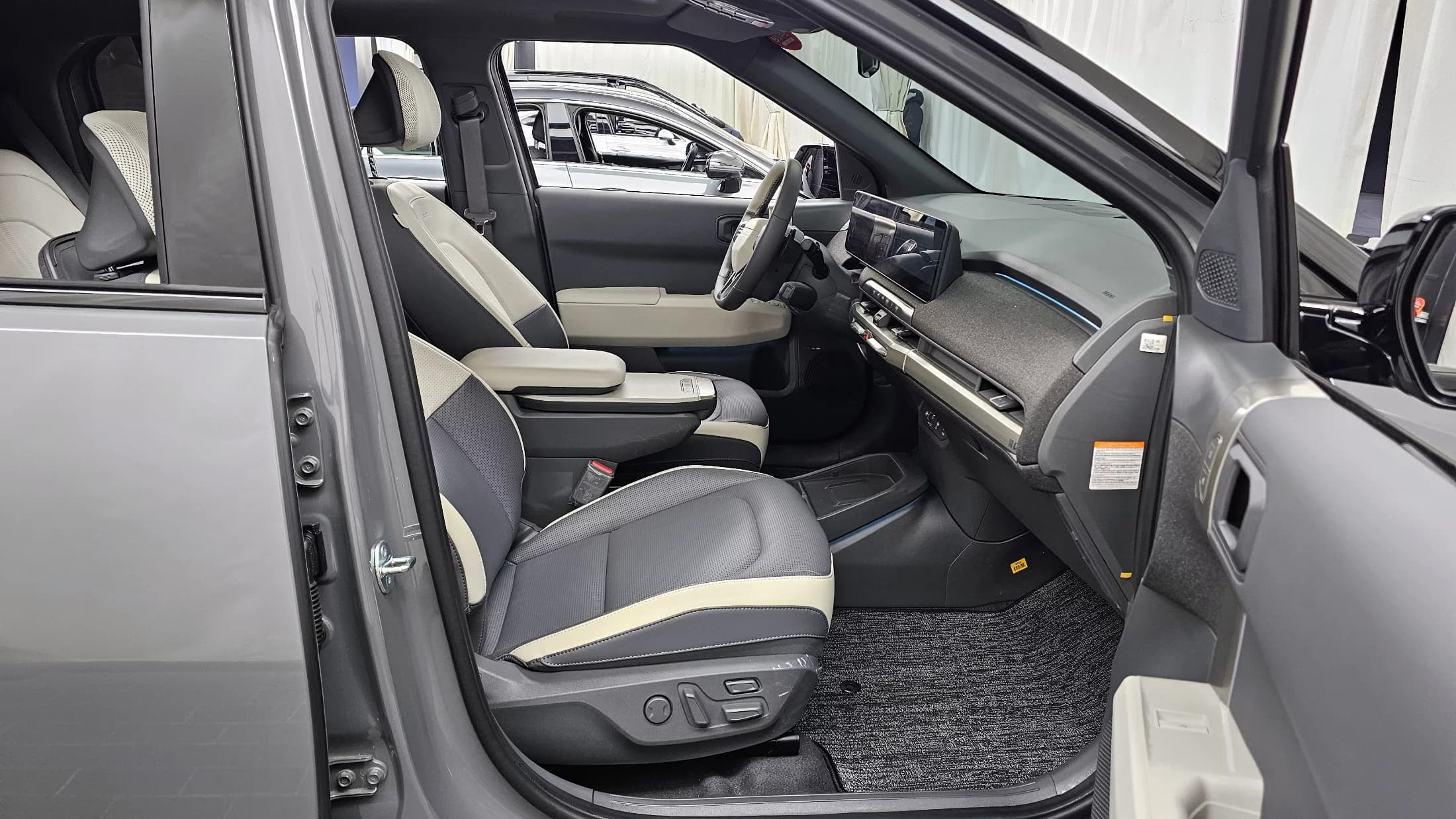 Kia EV3 Long Range 2WD GT-Line, электромобиль, 2025 г. 9080 км. — фото 11