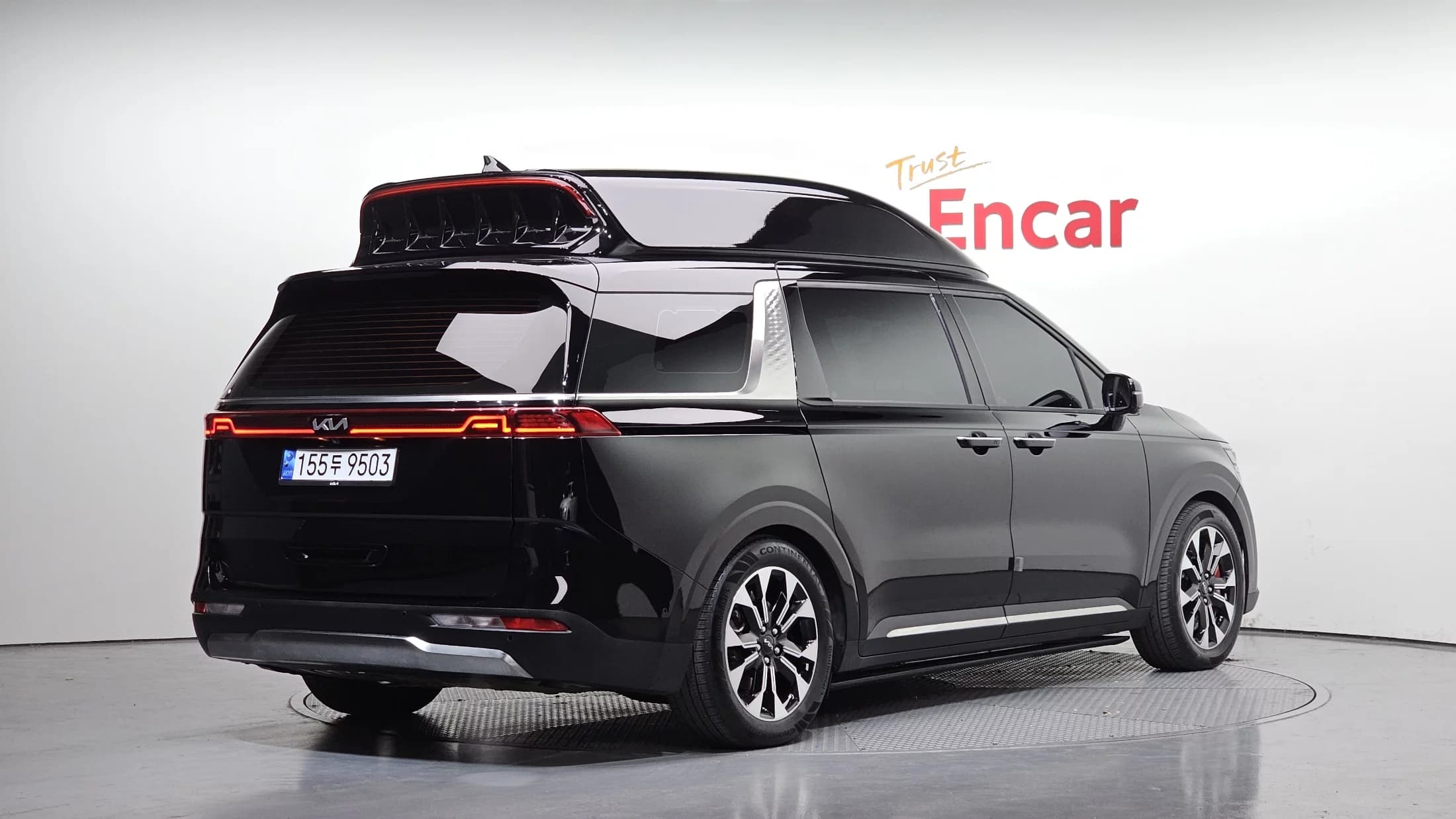 Kia Carnival Gasoline 9-seater Limousine(Special vehicle), 2022 г. 52239 км. — фото 2