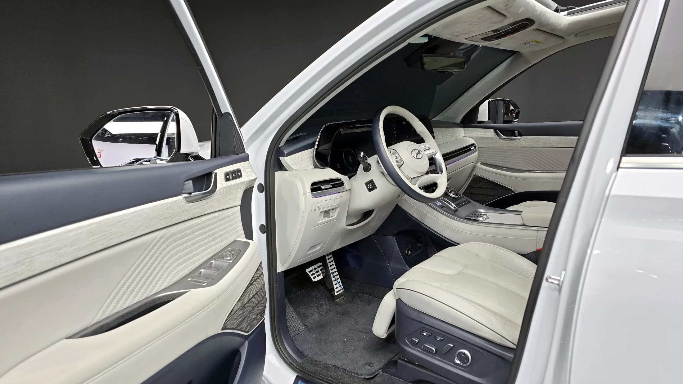 Hyundai Palisade Gasoline 3.8 4WD Calligraphy, 2023 г. 17567 км. — фото 11