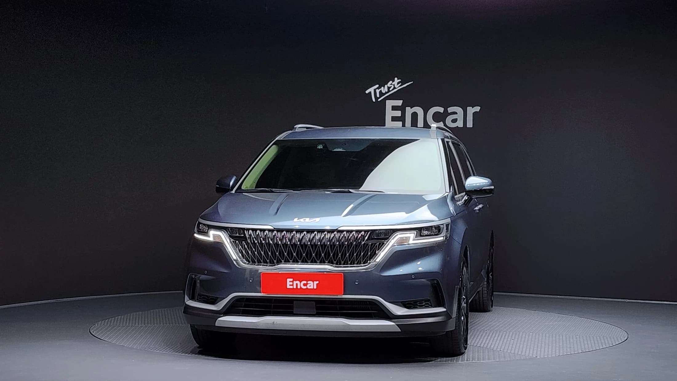 Kia Carnival 9-Seater Prestige, 2021 г. 118665 км. — фото 3