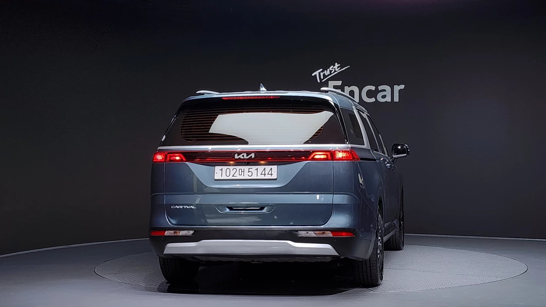 Kia Carnival 9-Seater Prestige, 2021 г. 118665 км. — фото 4