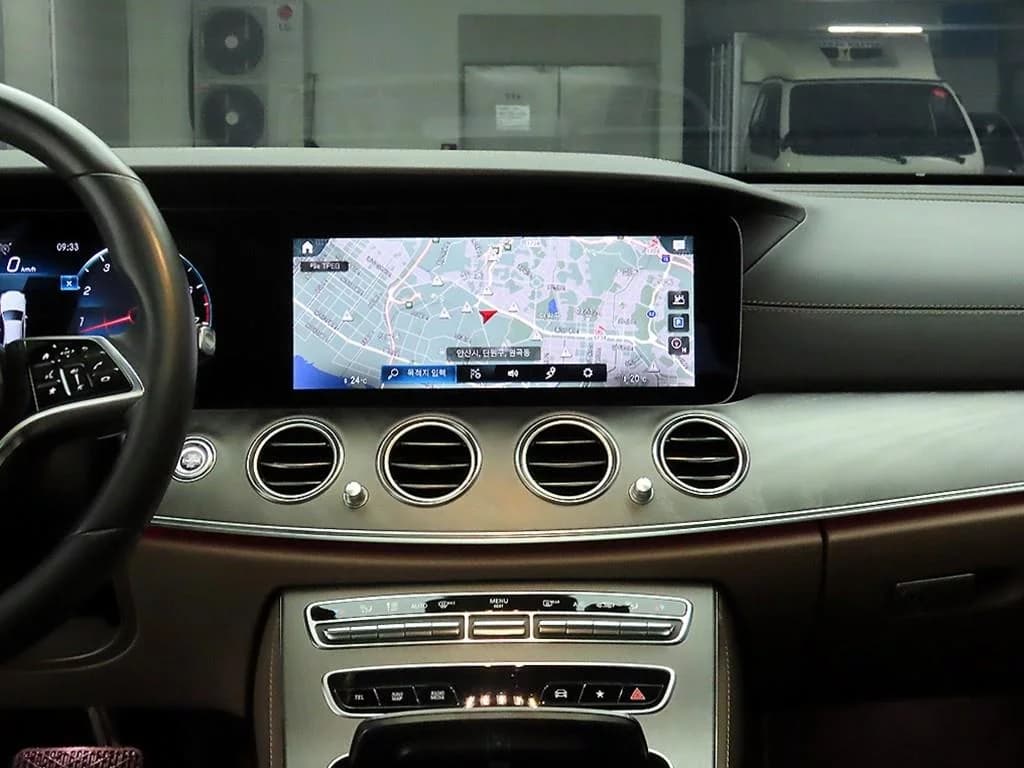 Mercedes-Benz E-Class E350 4MATIC Avantgarde, 2022 г. 51840 км. — фото 8