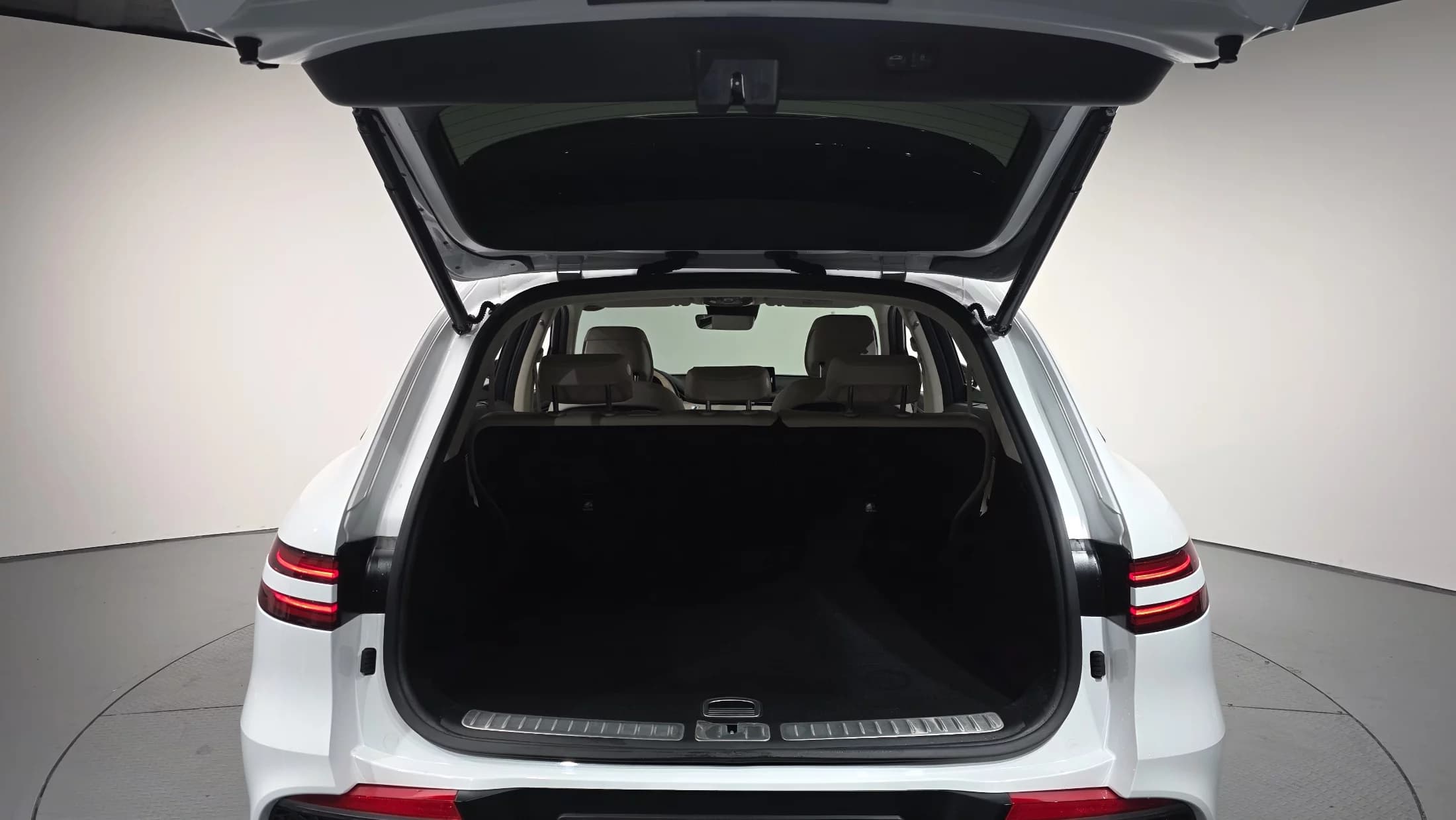 Genesis GV70 2.5T Gasoline 2WD, 2023 г. 24701 км. — фото 20