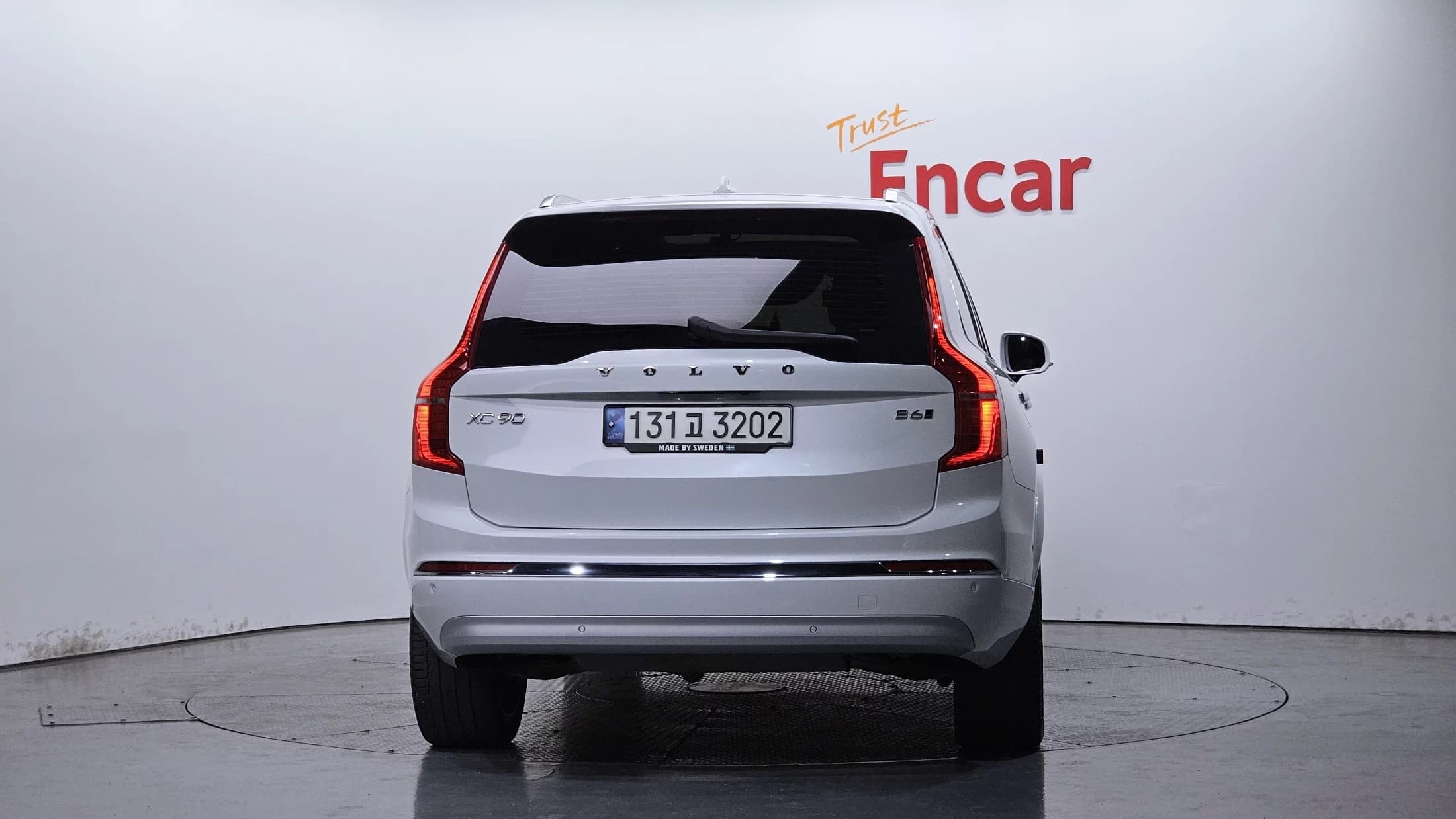 Volvo XC90 B6 Inscription, 2022 г. 72933 км. — фото 4