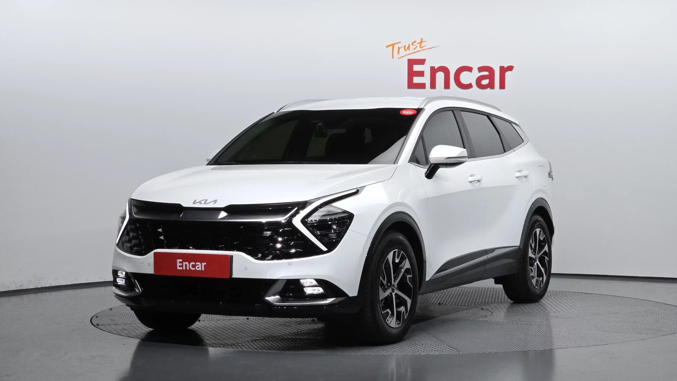 Kia Sportage Nobleless 2WD, гибрид, 2024 г. 13552 км.