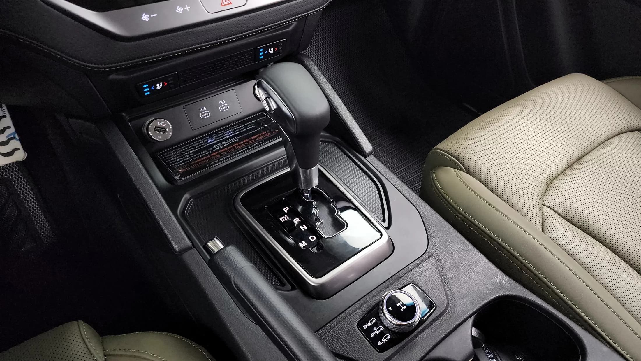 SsangYong Rexton Diesel 2.2 4WD Culman Noblesse, 2024 г. 5823 км. — фото 9