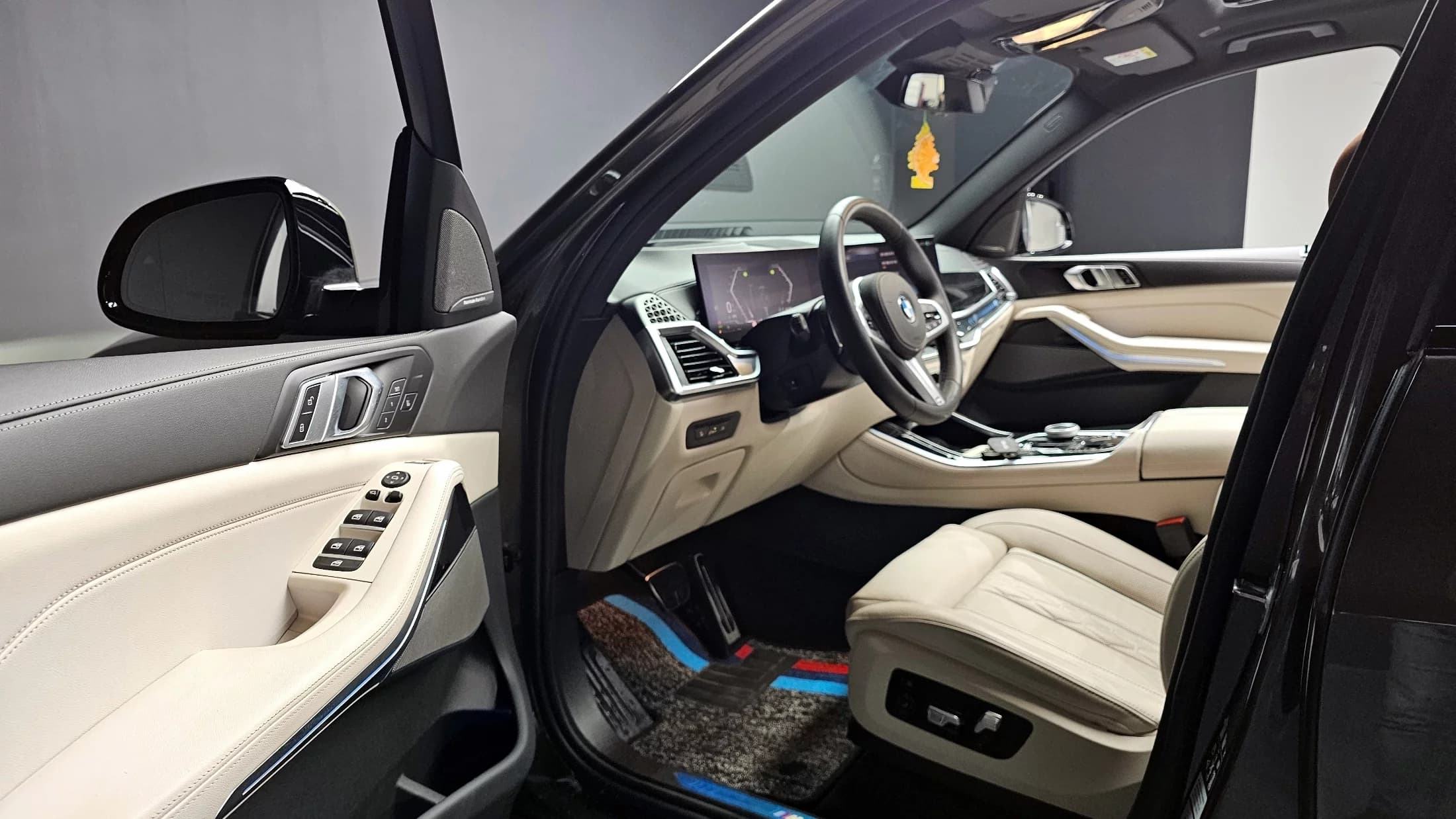 BMW X5 xDrive 40i M Sport, 2025 г. 22319 км. — фото 12