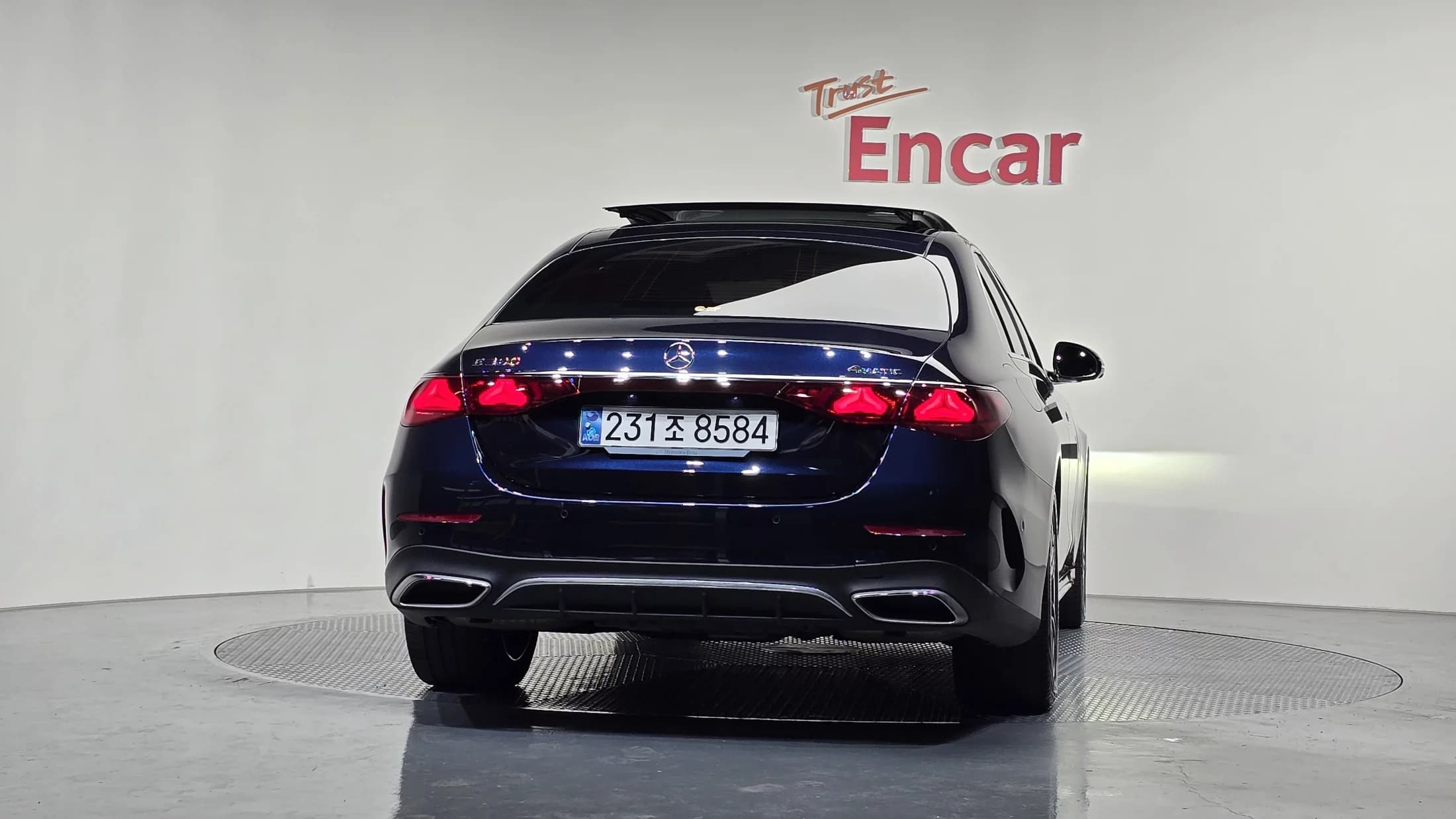 Mercedes-Benz E-Class E300 4MATIC AMG Line, 2024 г. 20883 км. — фото 4