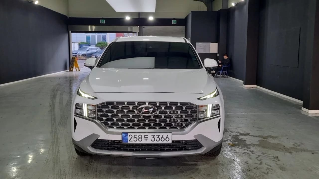 Hyundai Santa Fe HEV 1.6 2WD Exclusive, гибрид, 2022 г. 78181 км. — фото 3
