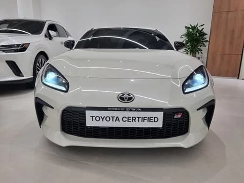 Toyota Gr 86 2.4 Premium, 2024 г. 2515 км. — фото 3