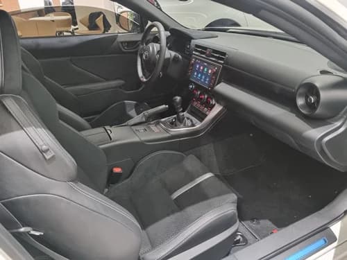 Toyota Gr 86 2.4 Premium, 2024 г. 2515 км. — фото 9