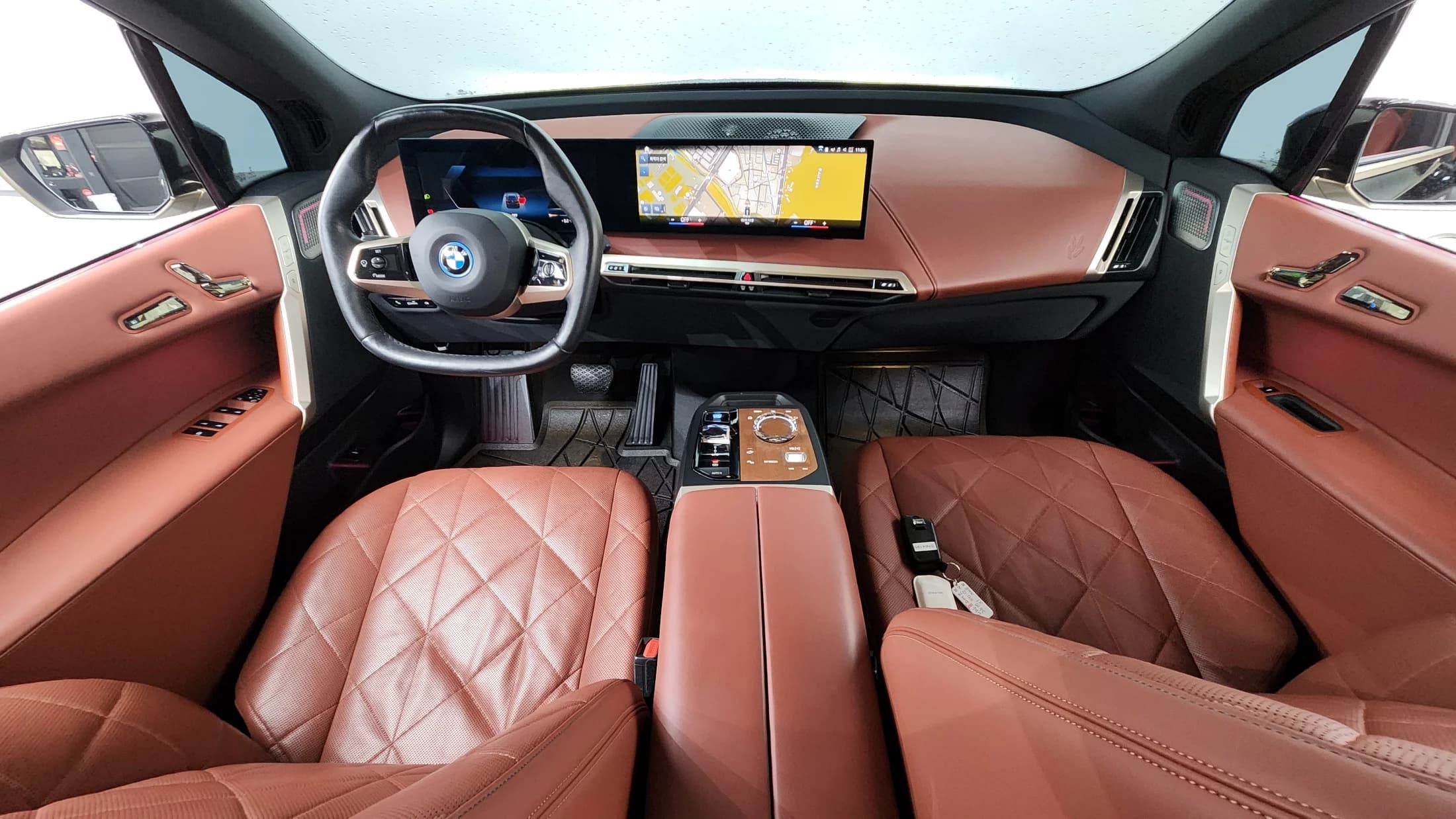 BMW iX xDrive40 First Edition, электромобиль, 2021 г. 58644 км. — фото 7