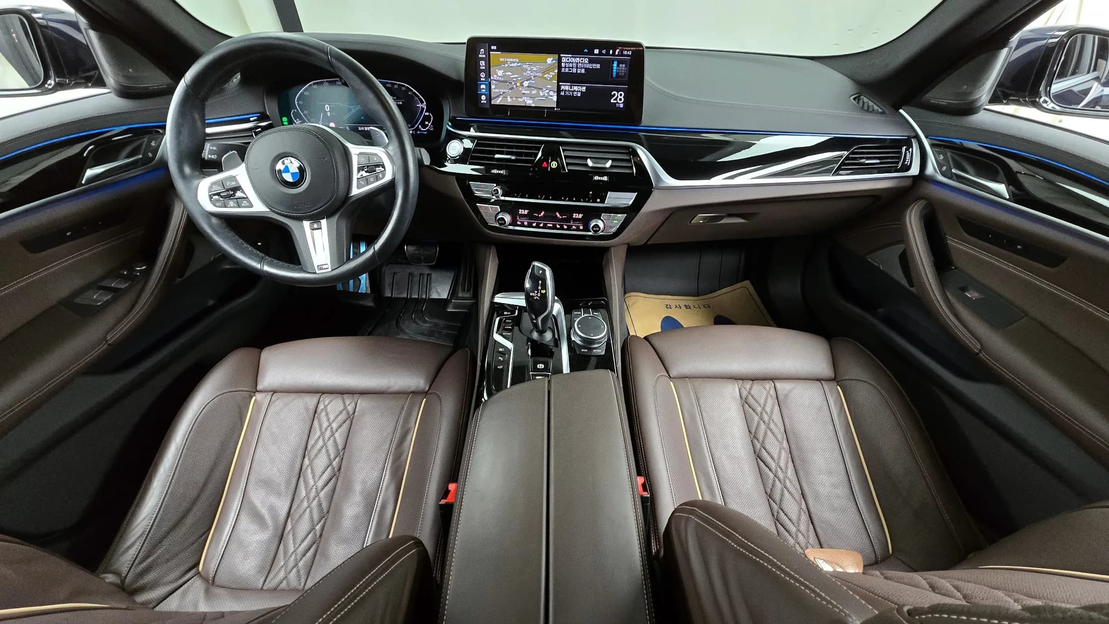 BMW 5-Series 530e M Sport, гибрид, 2021 г. 50971 км. — фото 7