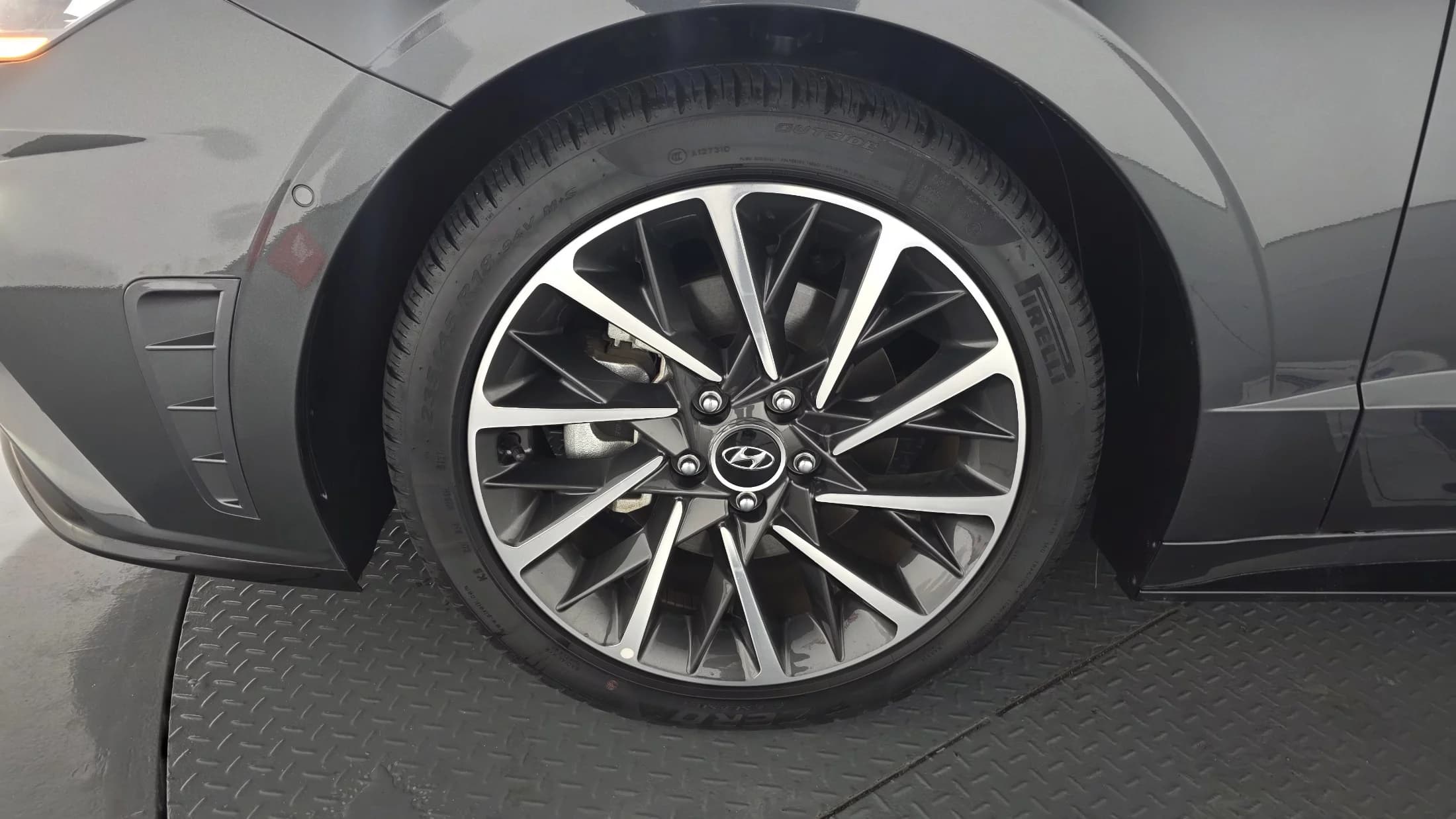 Hyundai Sonata 1.6 Turbo Premium Plus, 2022 г. 9603 км. — фото 4