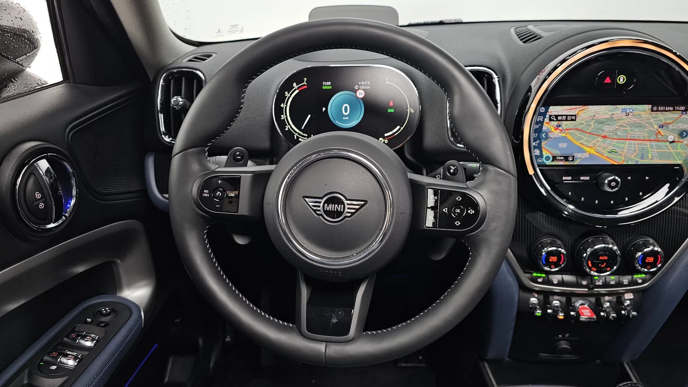 MINI Countryman ALL4 Classic Launch Pack 2nd, 2023 г. 22885 км. — фото 13