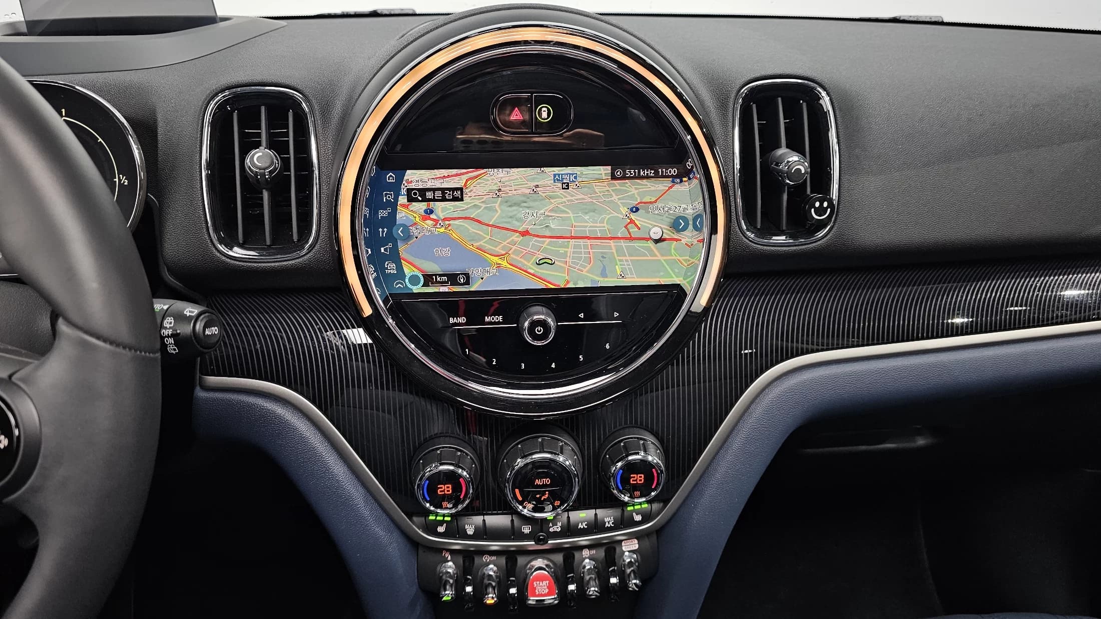 MINI Countryman ALL4 Classic Launch Pack 2nd, 2023 г. 22885 км. — фото 14