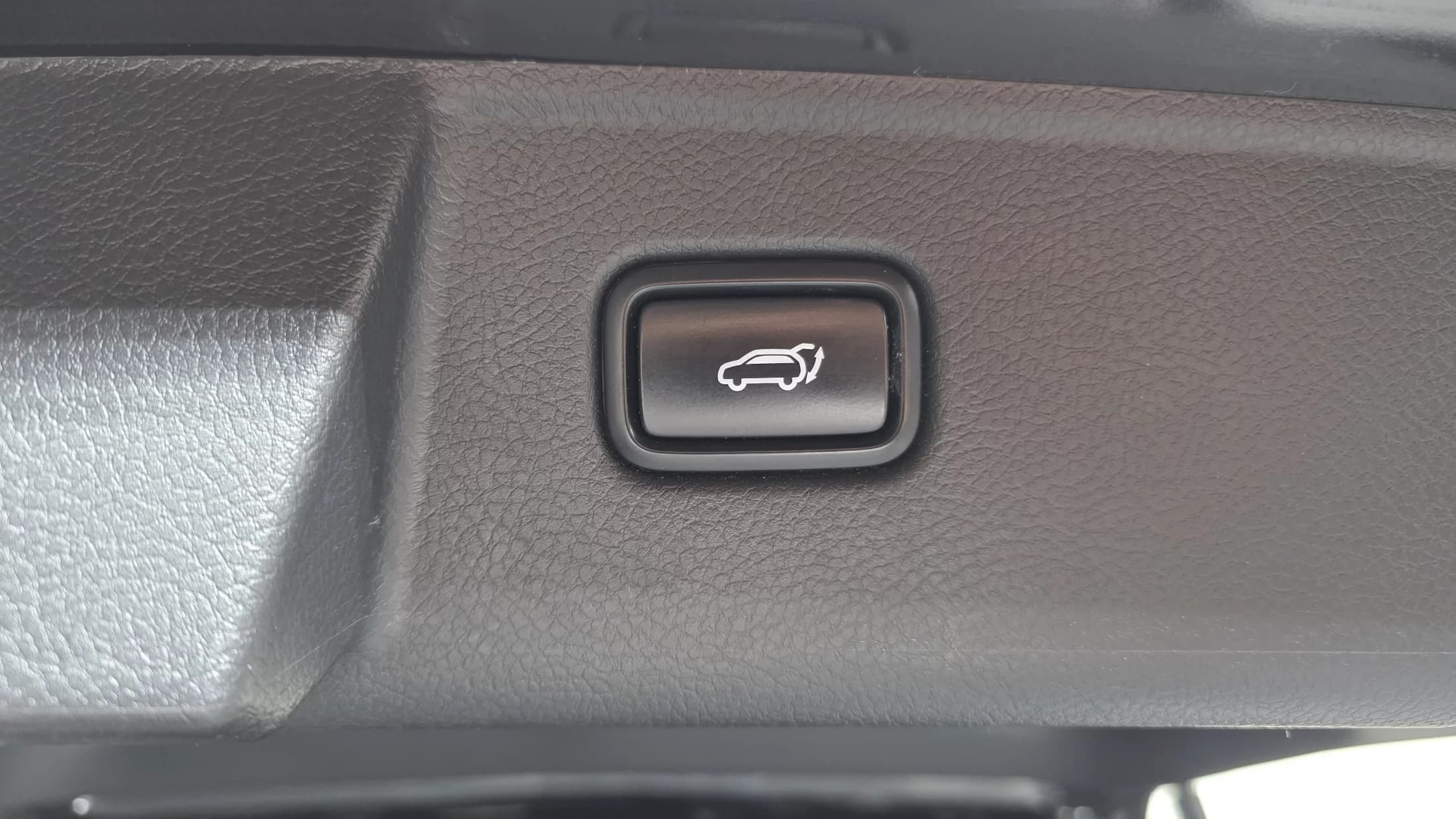Kia Mohave Diesel 3.0 4WD 6-Seater Masters, 2022 г. 101660 км. — фото 20