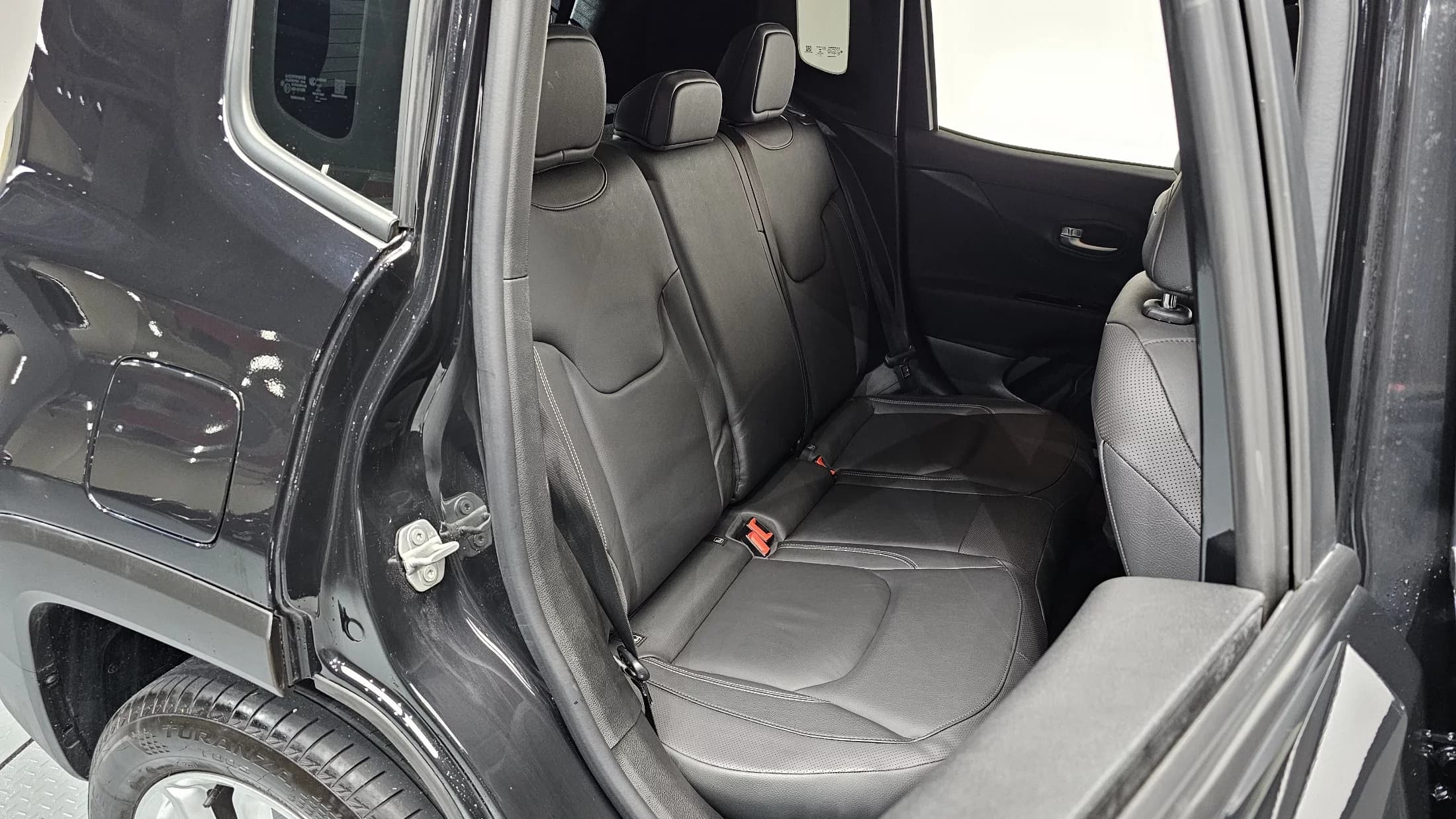 Jeep RENEGADE 2.4 Limited, 2021 г. 14901 км. — фото 11
