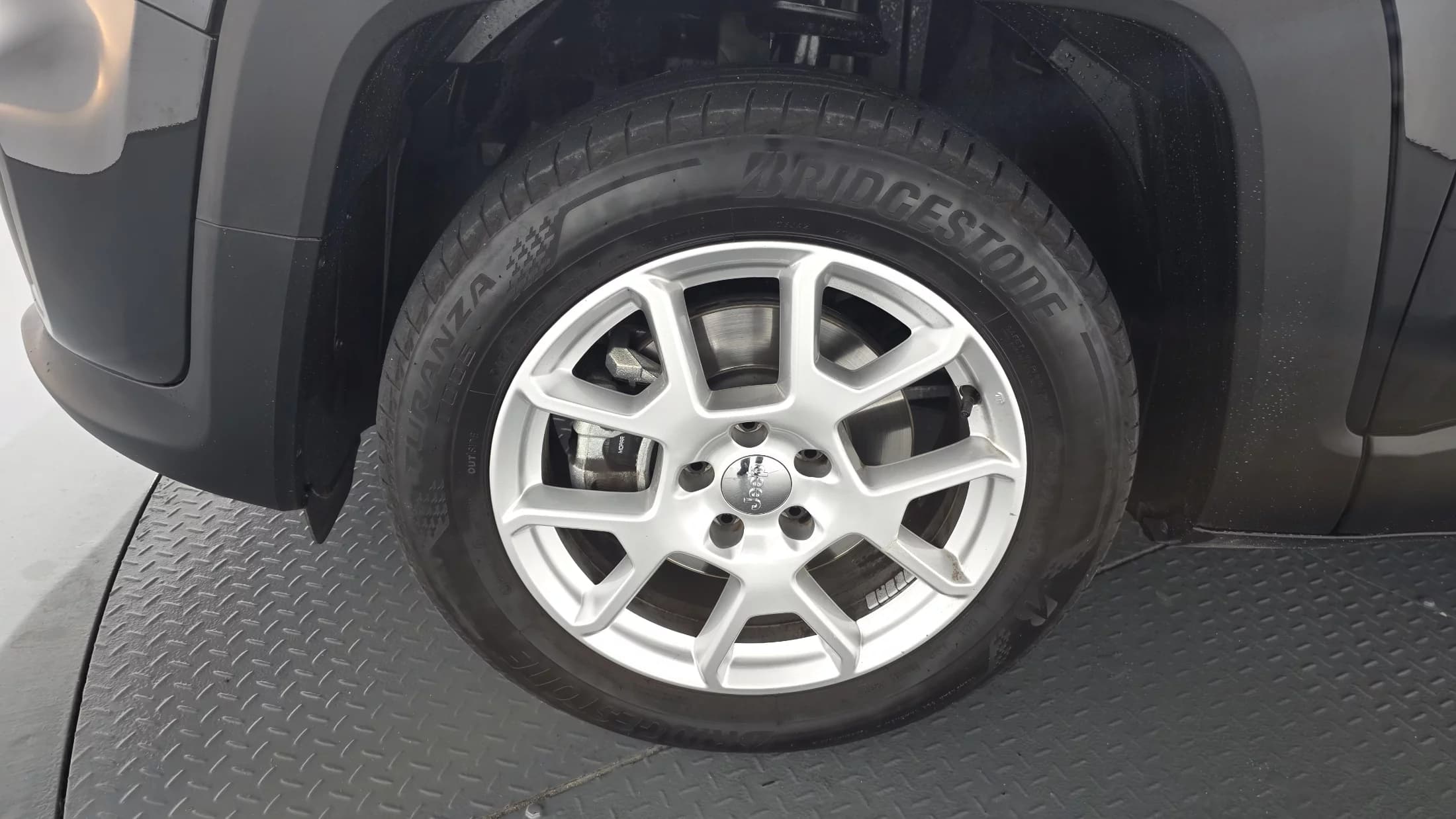 Jeep RENEGADE 2.4 Limited, 2021 г. 14901 км. — фото 4