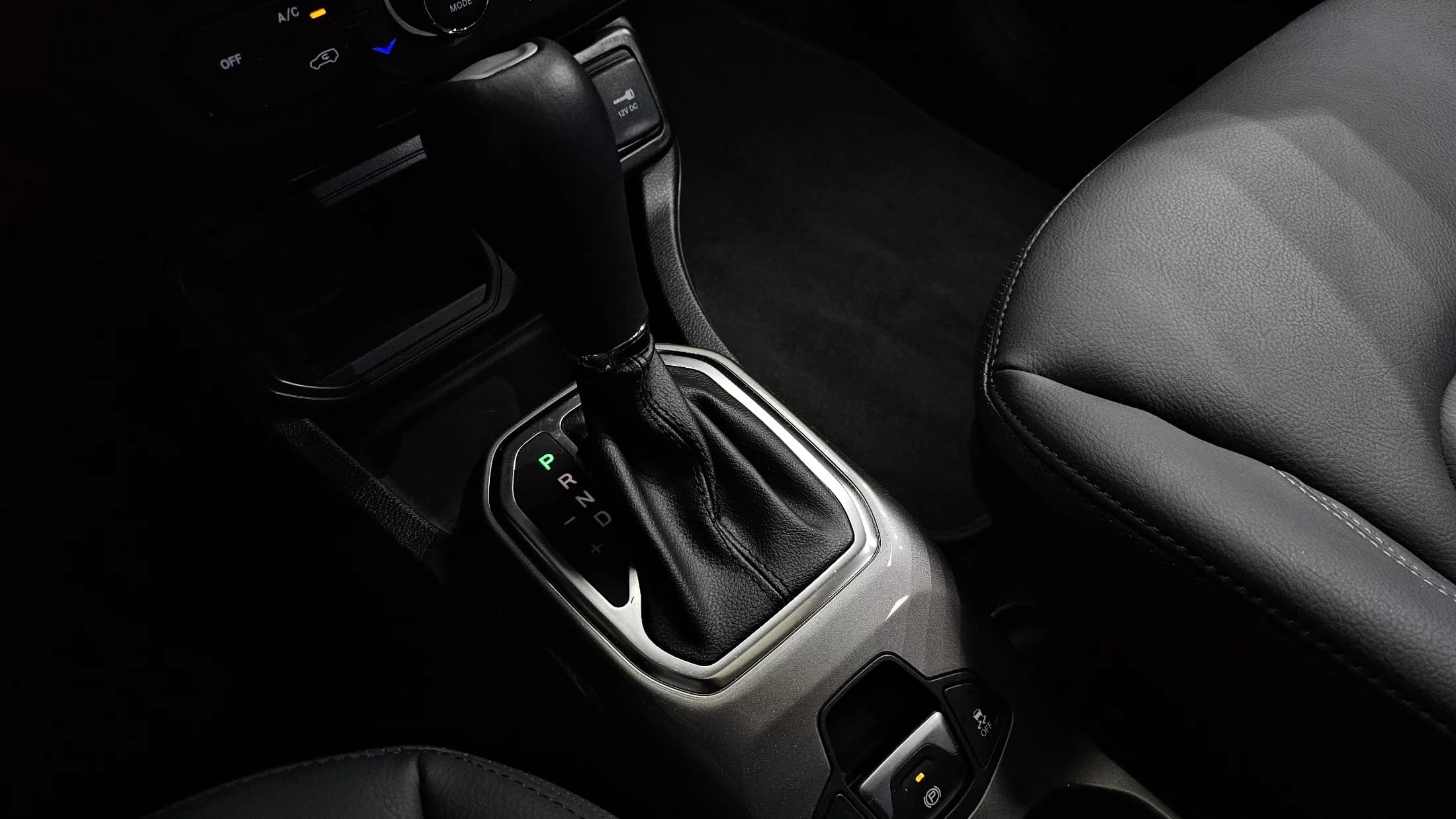 Jeep RENEGADE 2.4 Limited, 2021 г. 14901 км. — фото 8