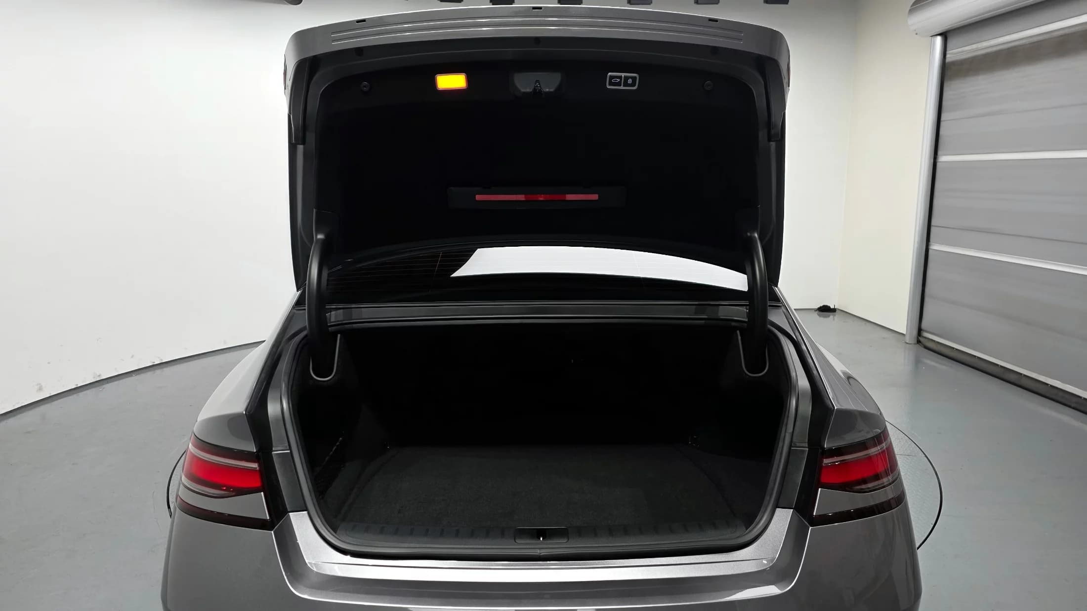 Genesis G90 Gasoline 3.5 Turbo e-S/C AWD, 2024 г. 31517 км. — фото 20