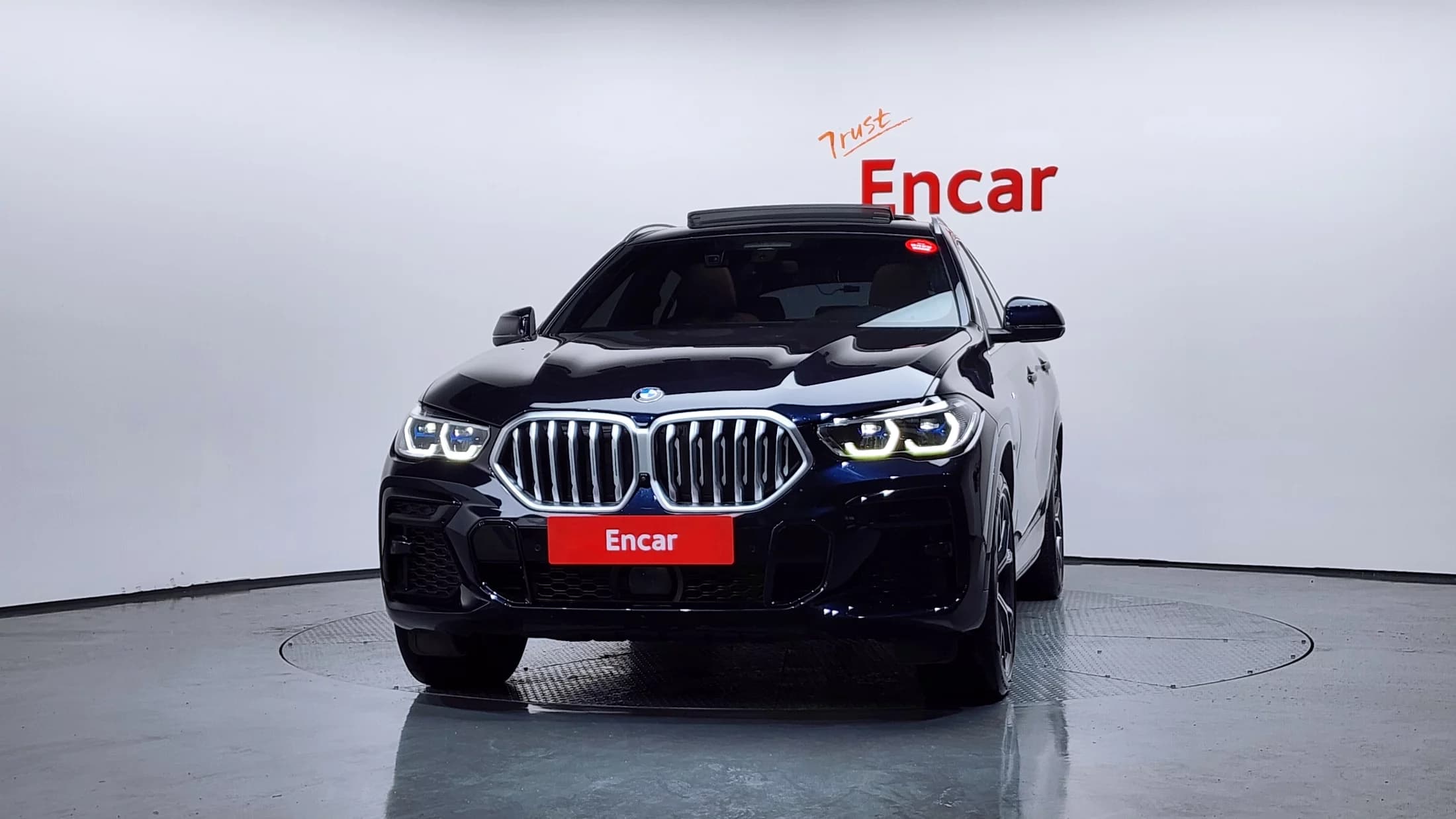 BMW X6 xDrive40i M Sport, 2022 г. 72965 км. — фото 3