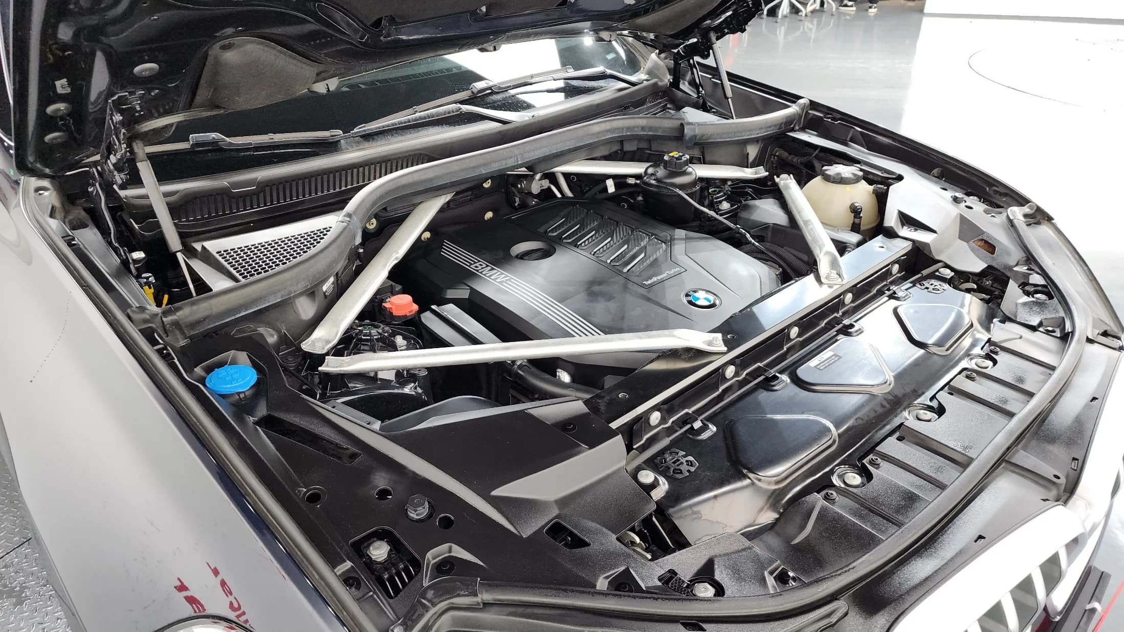 BMW X6 xDrive40i M Sport, 2022 г. 72965 км. — фото 6