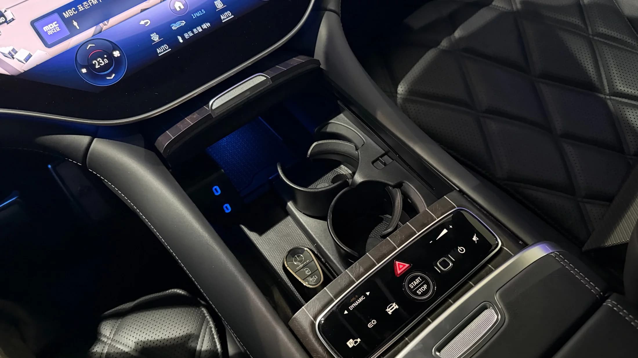 Mercedes-Benz EQS Maybach EQS680 4MATIC, электромобиль, 2024 г. 12332 км. — фото 13