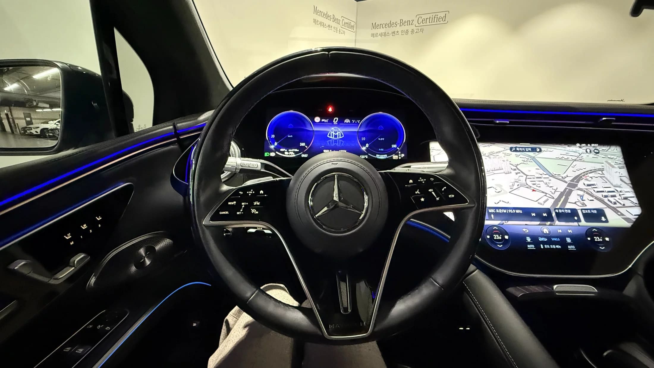 Mercedes-Benz EQS Maybach EQS680 4MATIC, электромобиль, 2024 г. 12332 км. — фото 9